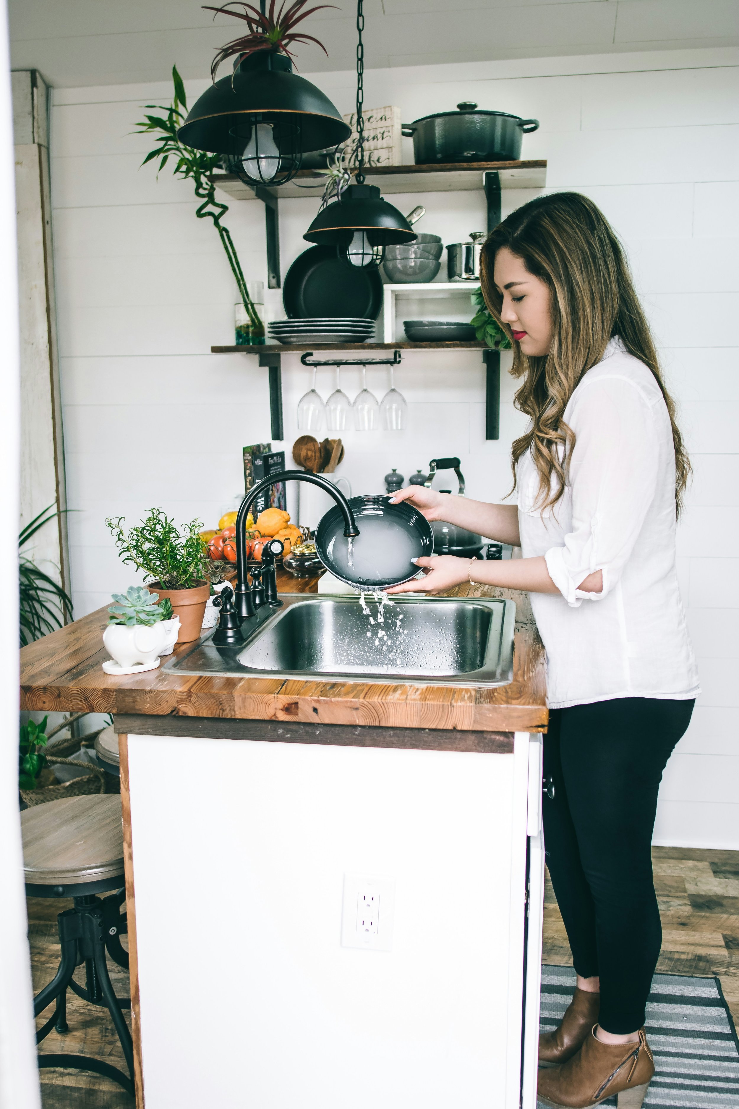 5 Non-Toxic Swaps for Healthier Hormones