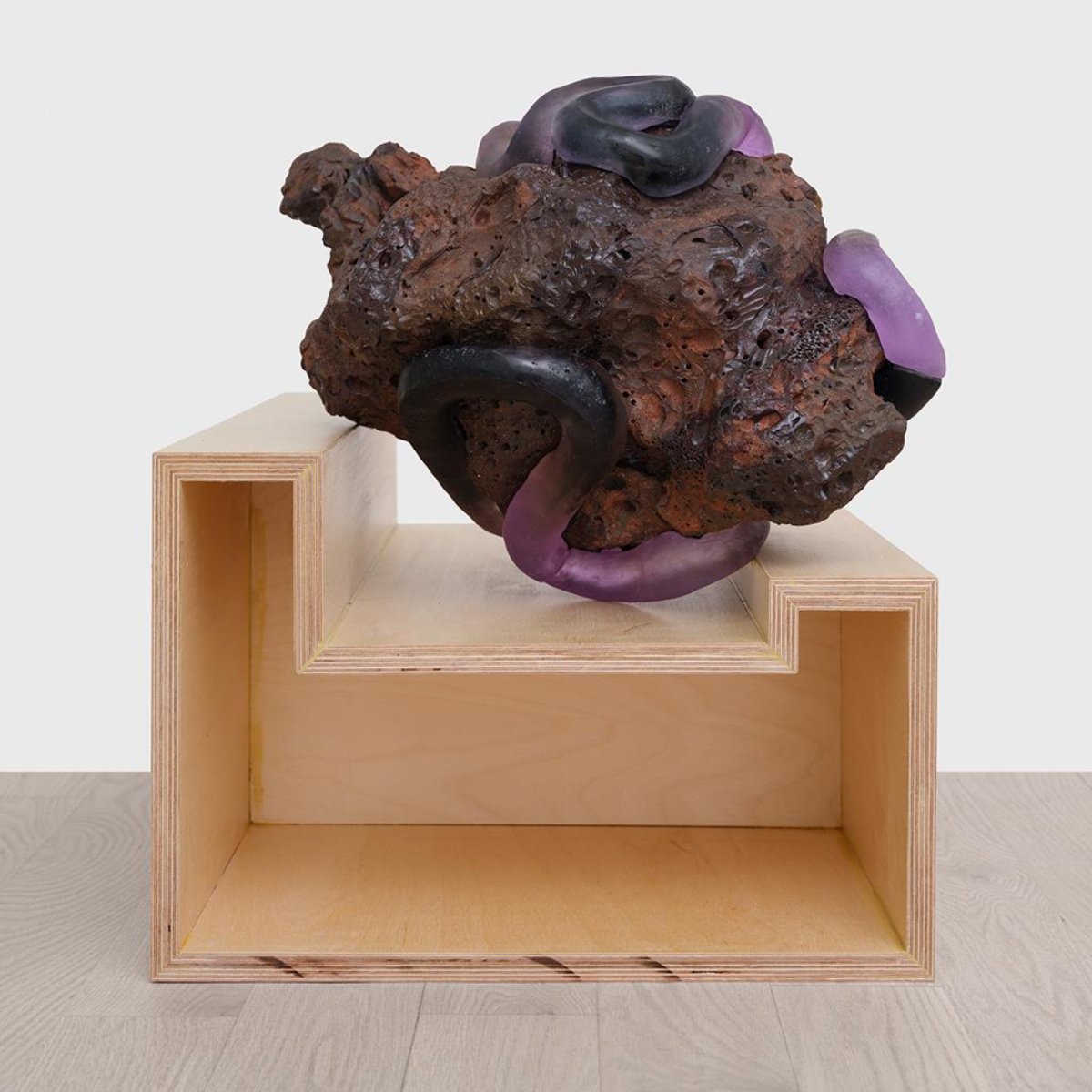 Jessi Li, "Chiasmus 3 (fuchsia)"