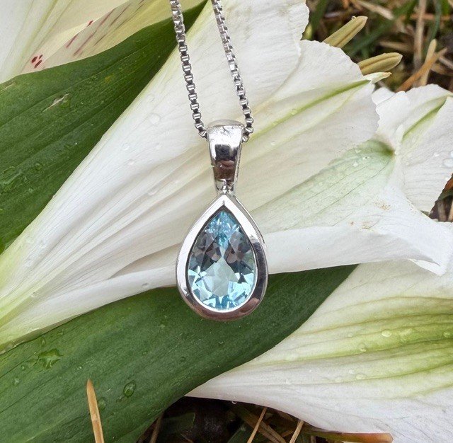Blue Topaz Bezel Pendant.jpg