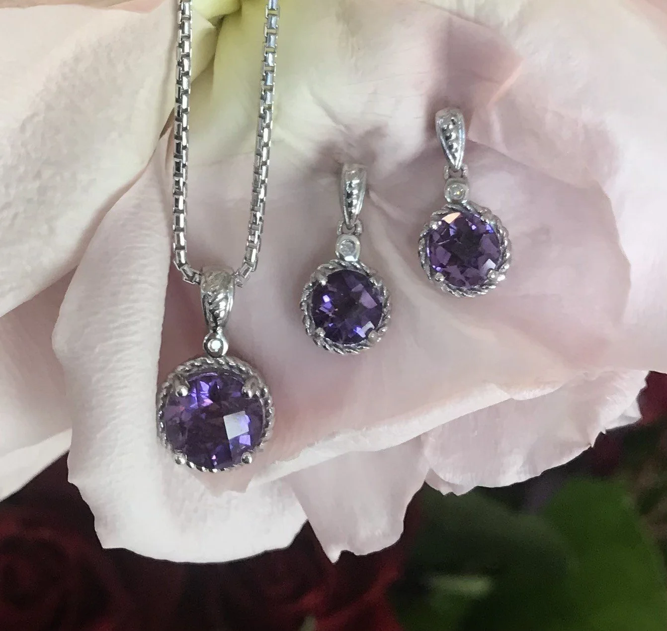 Amethyst Valentine's Day Earring & Pendant Set.jpg