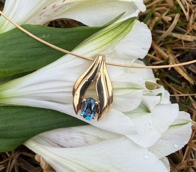 Custom Aquamarine Pendant