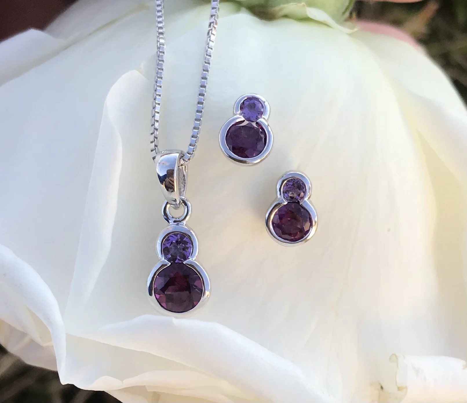 Rhodalite Garnet & Amethyst Bezel Earrings & Pendant Set.jpg