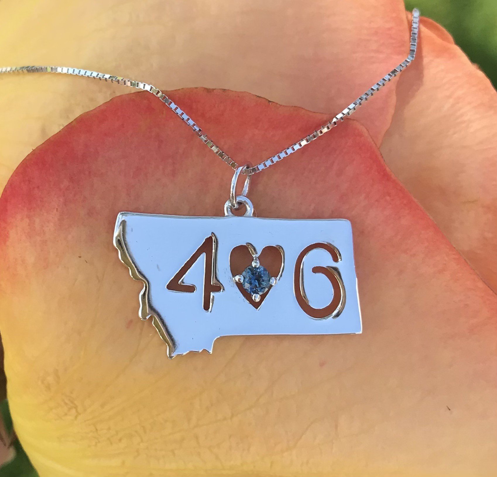406 Montana Sapphire Pendant.jpg