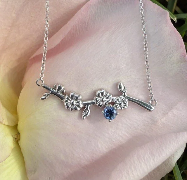 Floral Inspired Yogo Sapphire Necklace.jpg