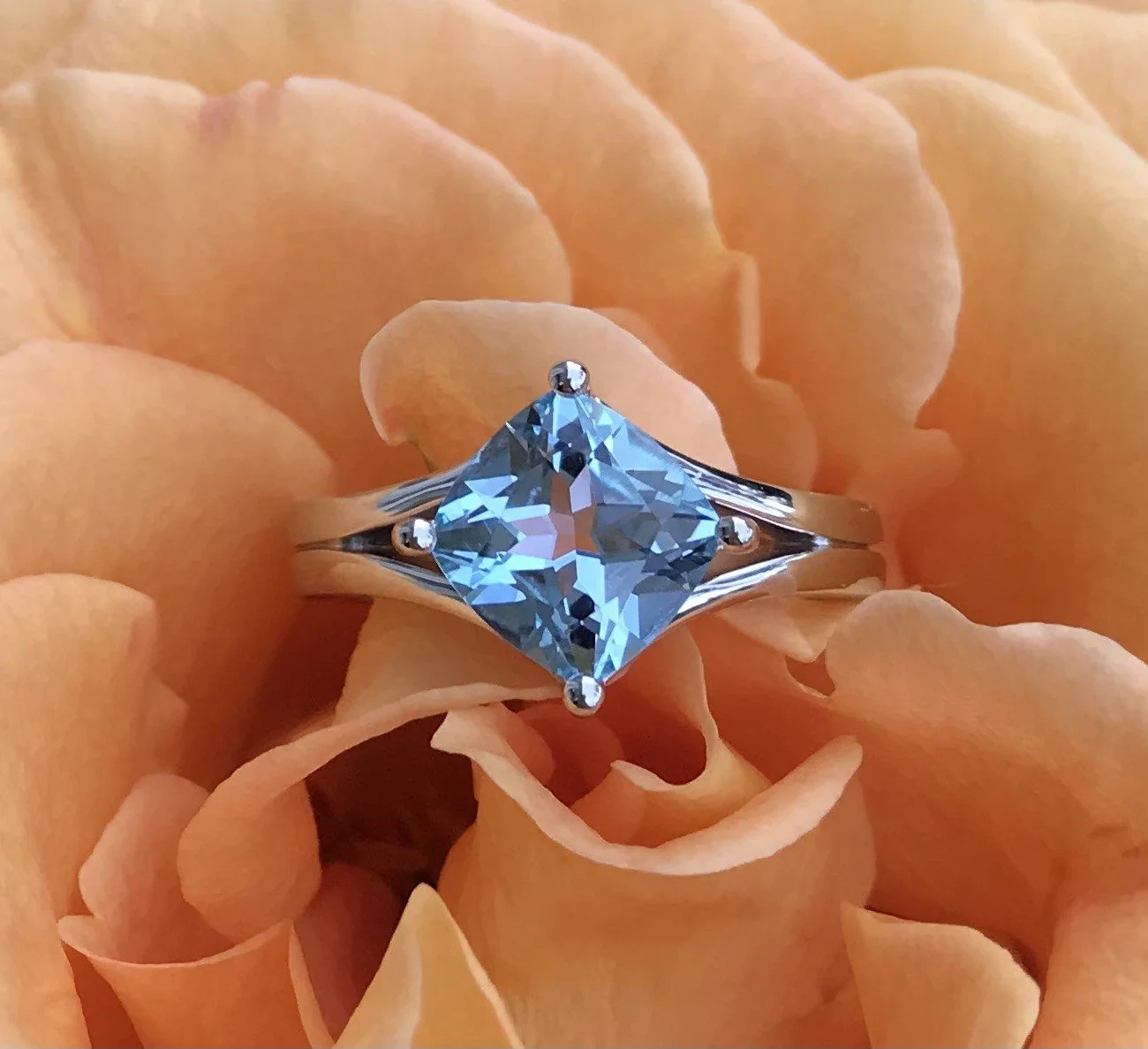 brilliant blue topaz fashion ring.jpg