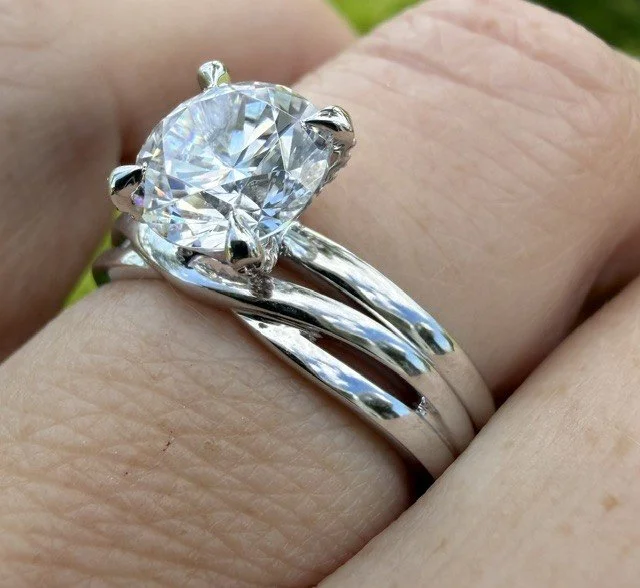Fancy Contour Wedding Band