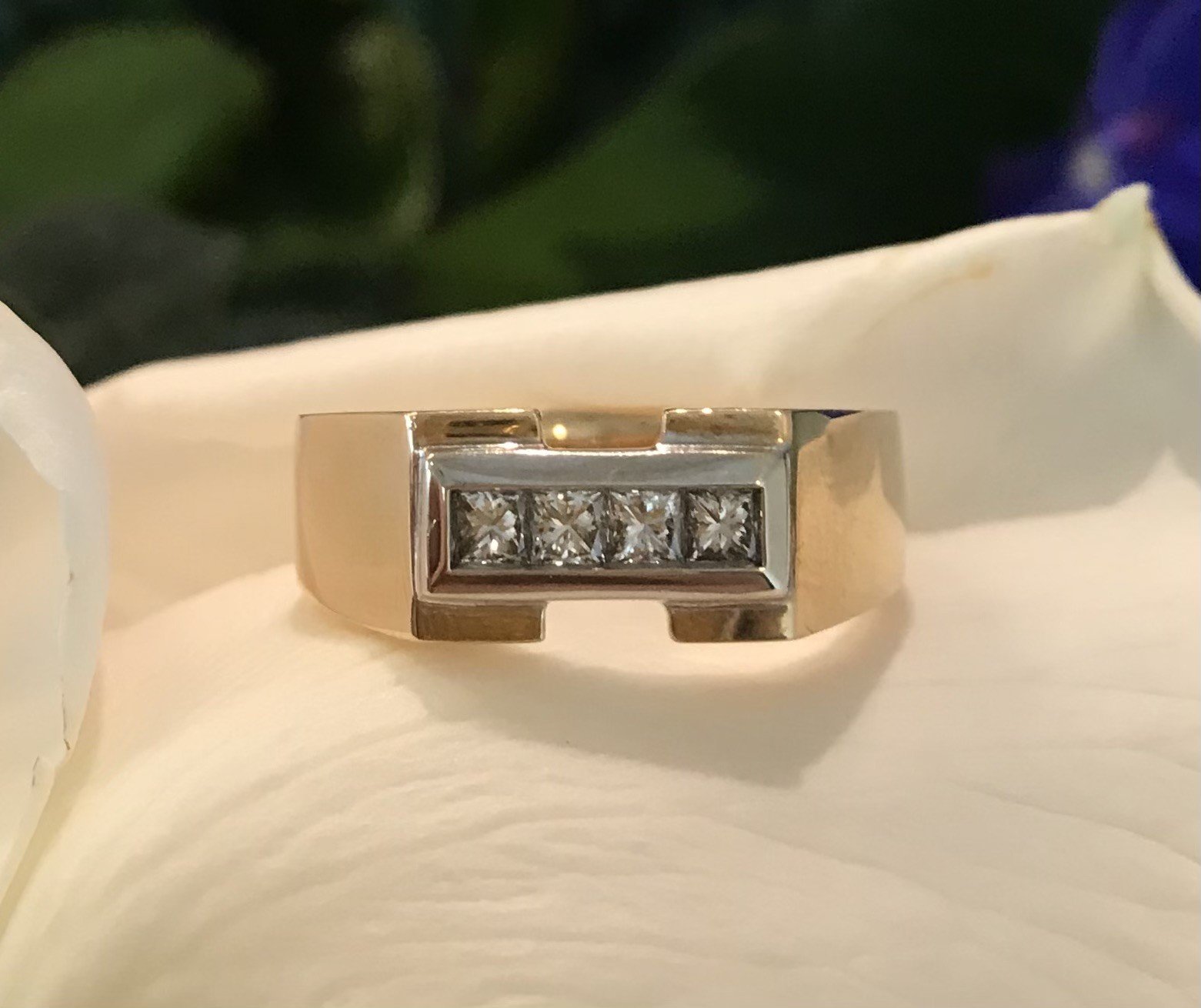 Custom Gent's Diamond Ring.jpg