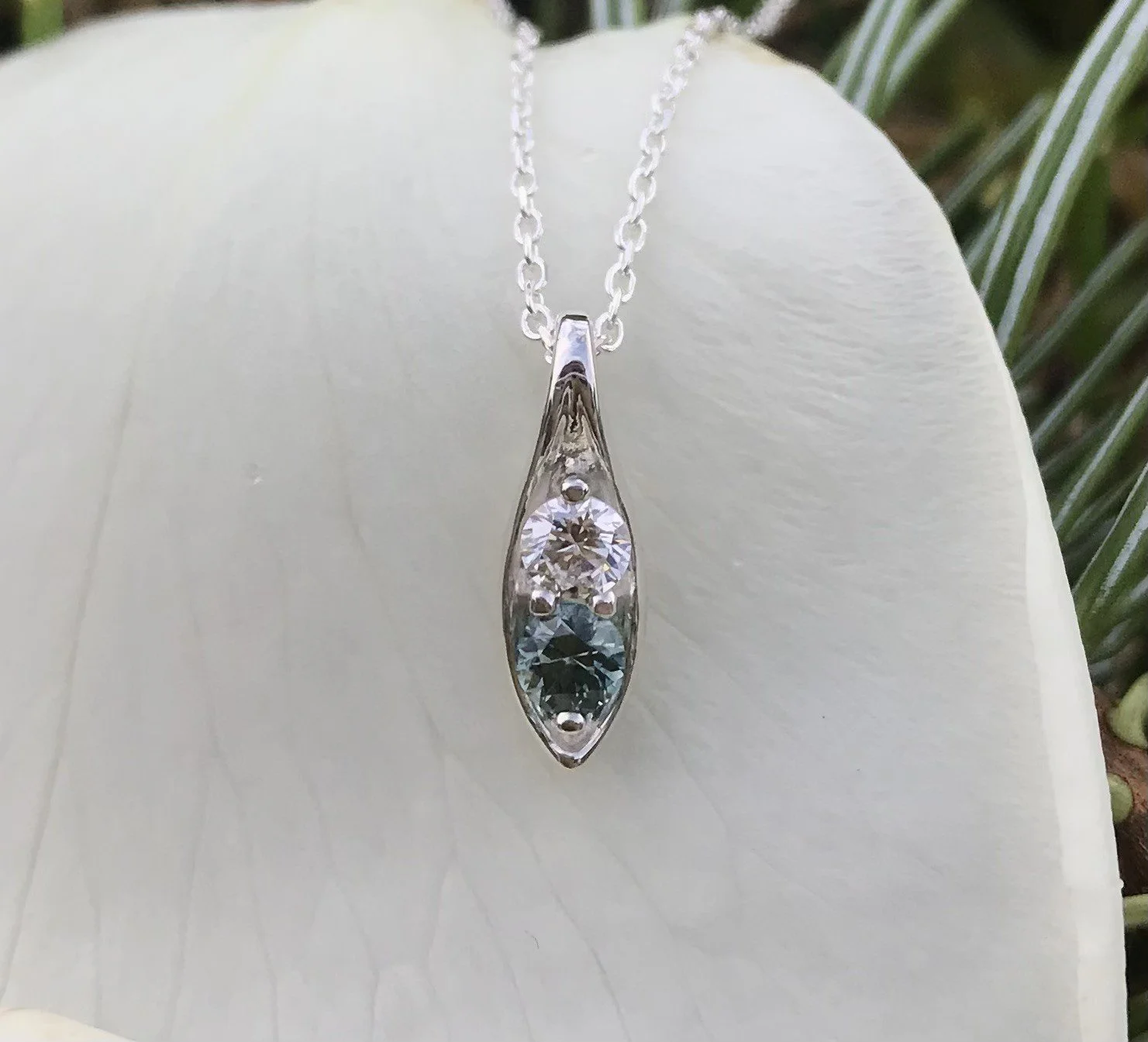 two peas in a pod montana sapphire pendant2.jpg