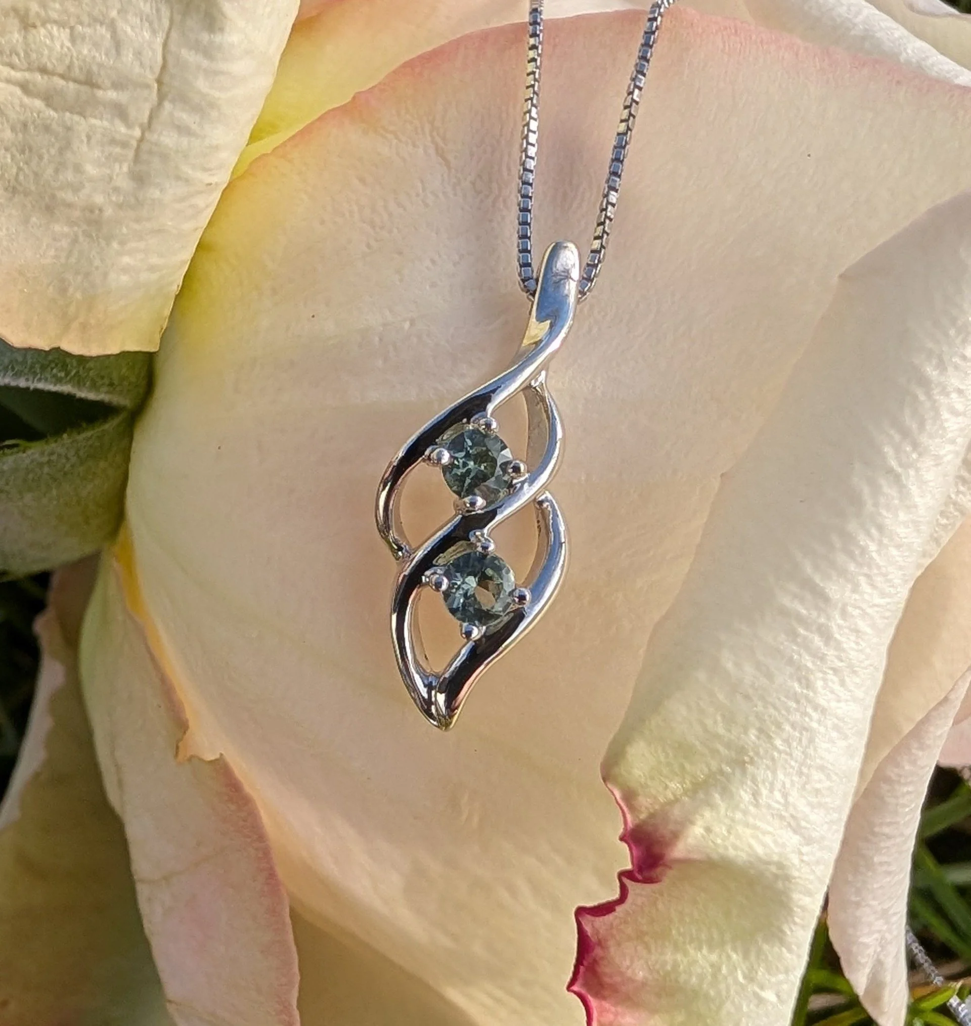 Sage Green Montana Sapphire Pendant.jpg