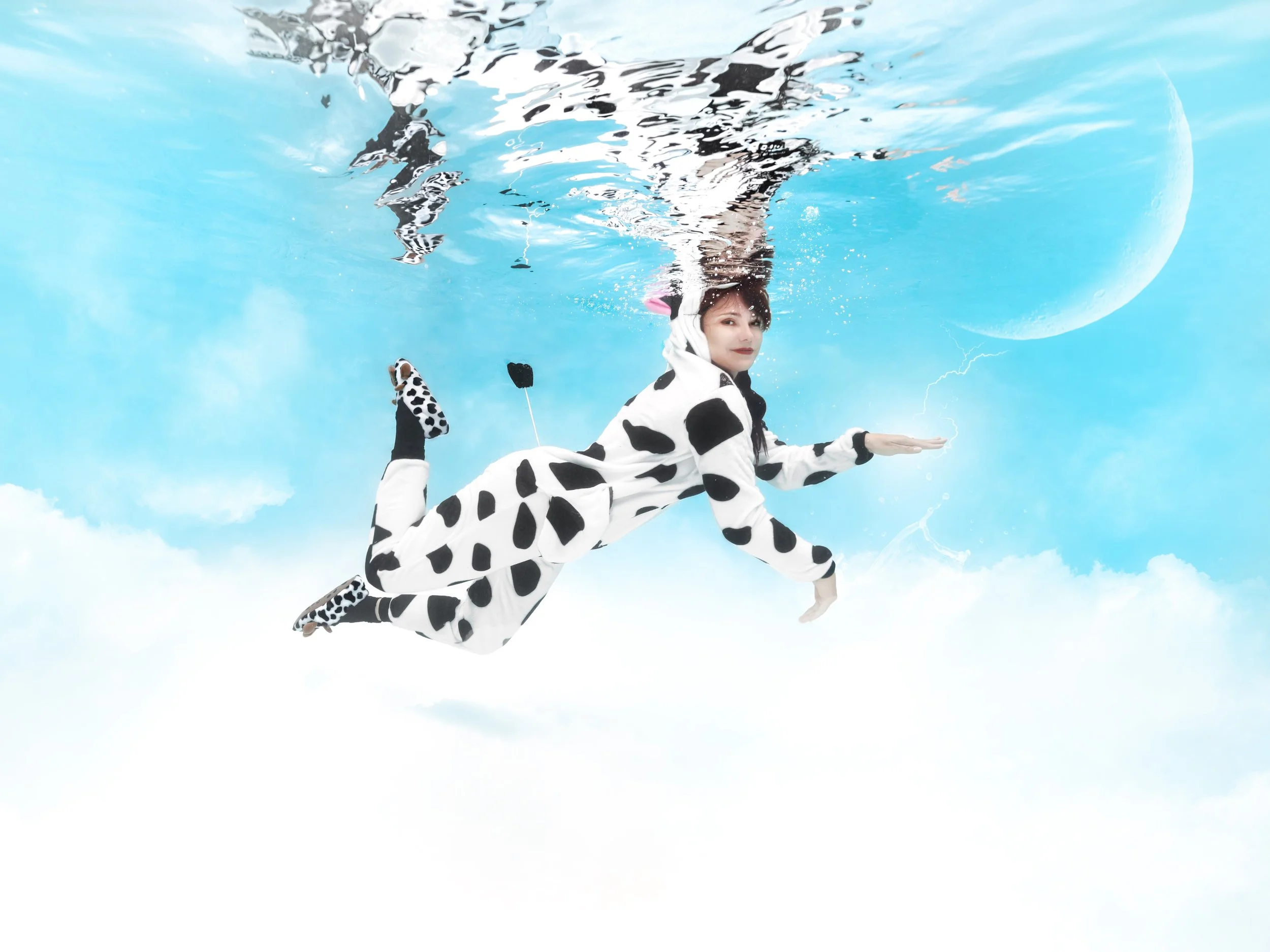 Me_above-the-clouds_1F2A7492.jpg