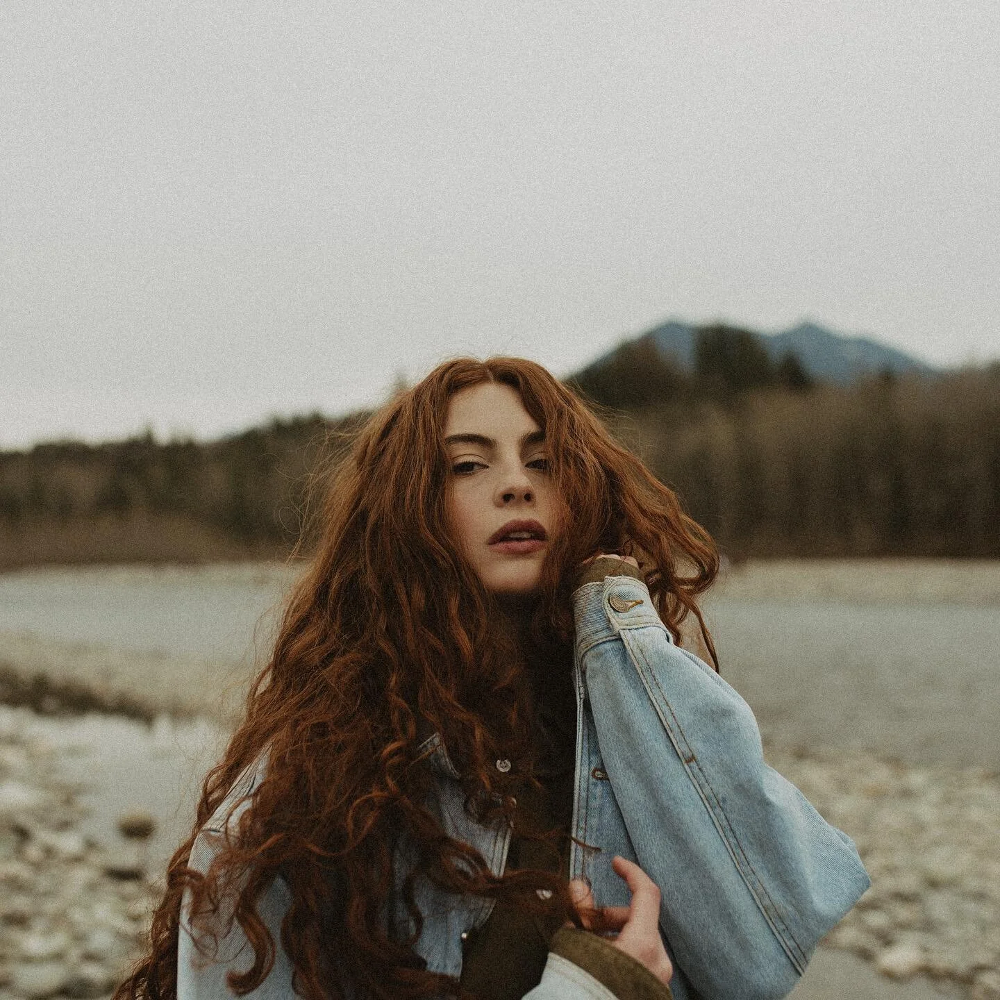 Autumn in Spring 💫

//

#beautifulbc #vancouverphotographer #vancouverbc #vancouver #yvrphotoshoot #yvrmodel #yvr #yyj #yyjlocalbusiness #victoriabc #victoriabccanada #victoriaphotographer #explorecanada #explorebc #canadianphotographer #editorial #