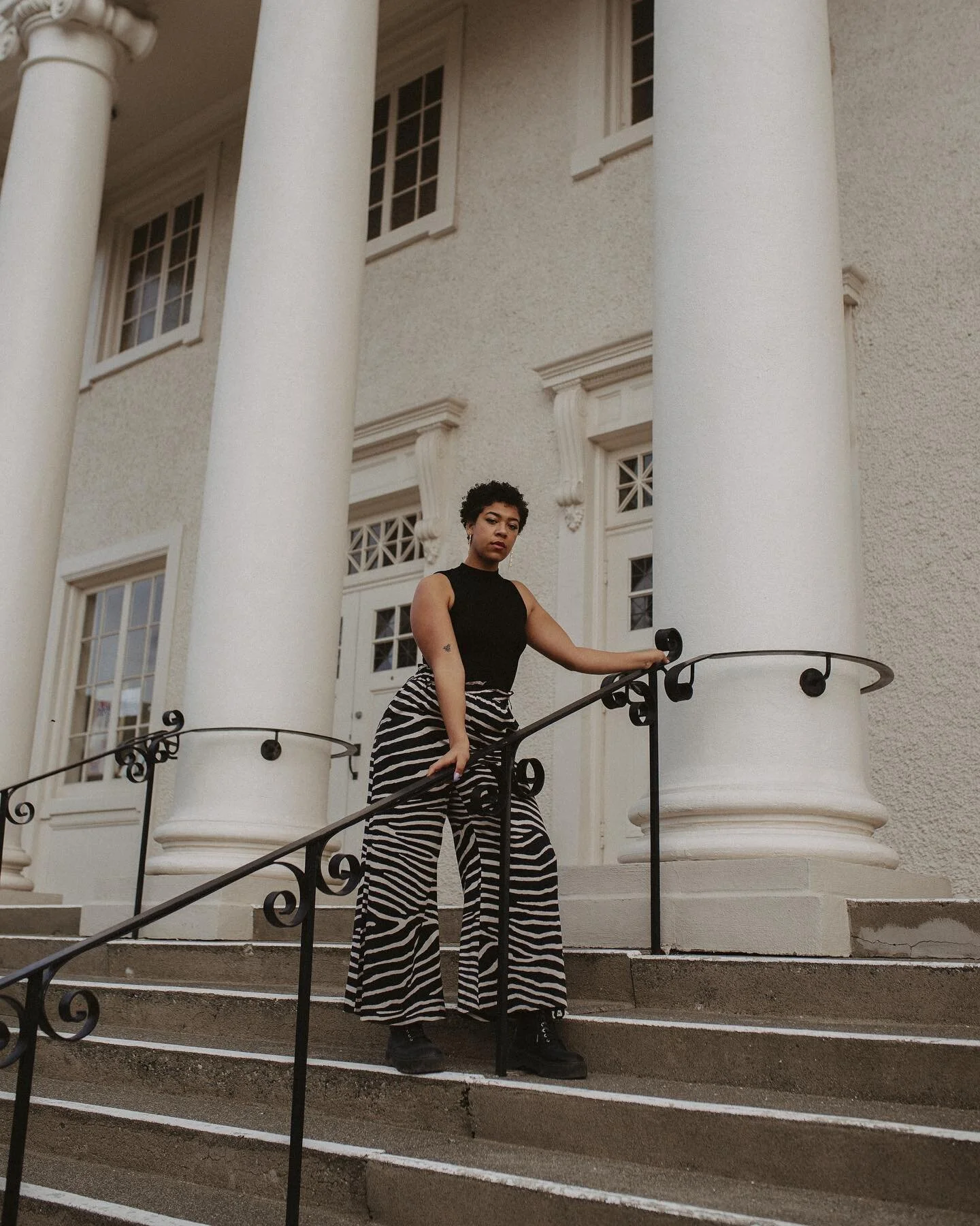 around this time last year w Liv 💫 @lifewithlivriceman 

//

#beautifulbc #vancouverphotographer #vancouverbc #vancouver #yvrphotoshoot #yvrmodel #yvr #yyj #yyjlocalbusiness #victoriabc #victoriabccanada #victoriaphotographer #explorecanada #explore