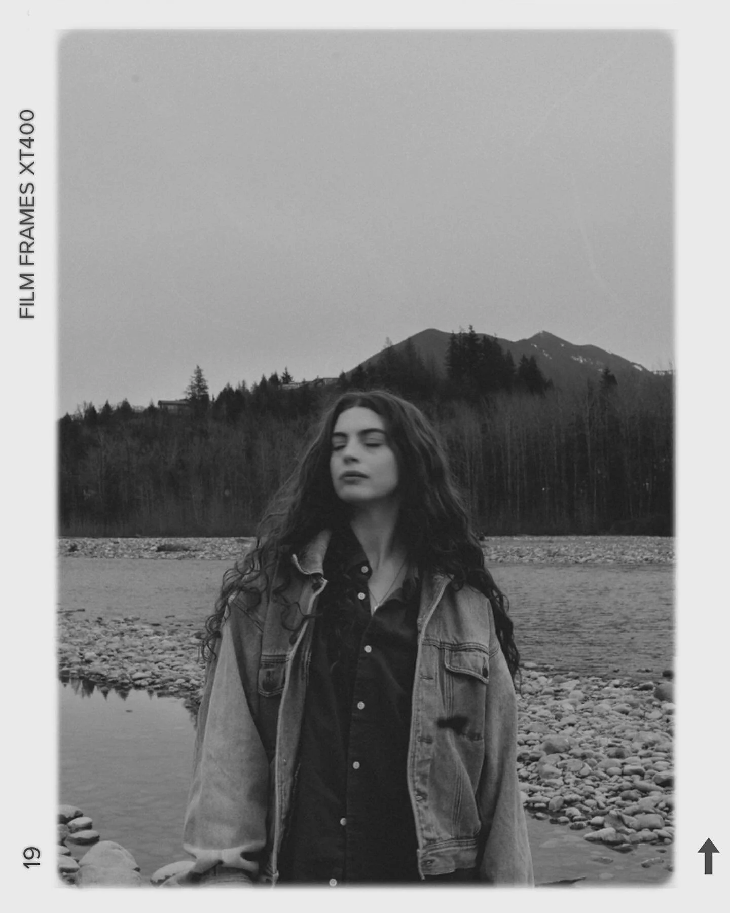 late spring fever dream ✨ @fall_tum 

//

#beautifulbc #vancouverphotographer #vancouverbc #vancouver #yvrphotoshoot #yvrmodel #yvr #yyj #yyjlocalbusiness #victoriabc #victoriabccanada #victoriaphotographer #explorecanada #explorebc #canadianphotogra