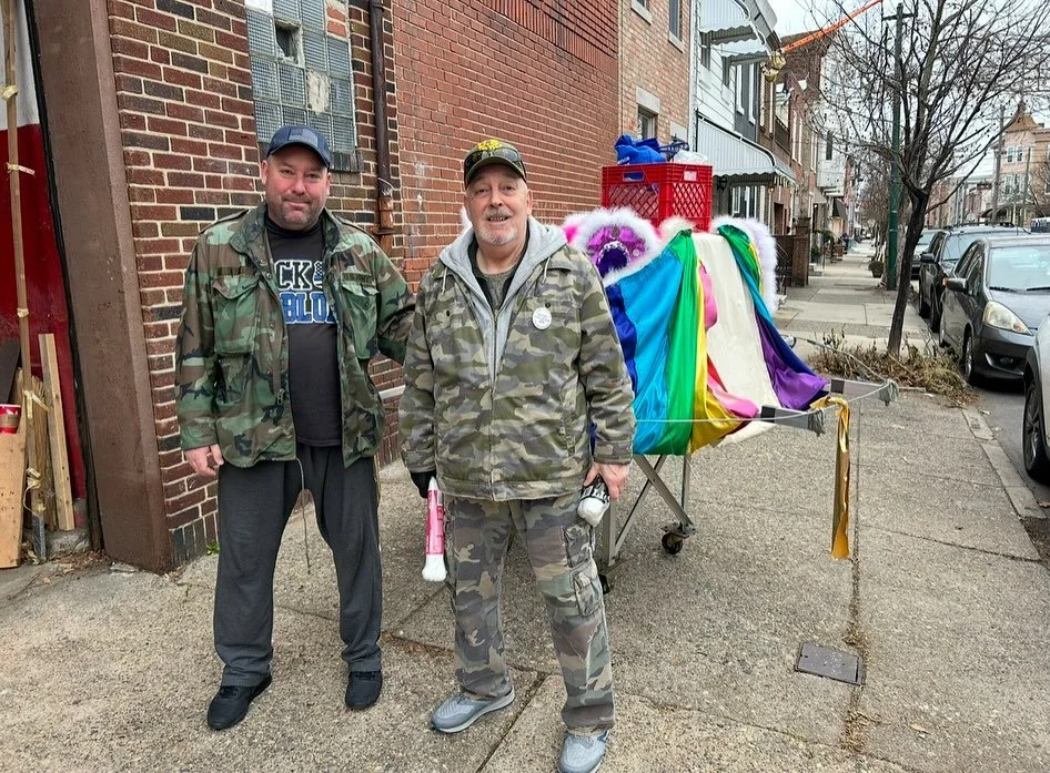 It is with heavy hearts that we share the passing of Mike Doyle, beloved son of our former captain Billy Doyle. Mike was part of a proud three-generation tradition, strutting each year alongside his father Billy and his daughter Dominique.
The Doyle