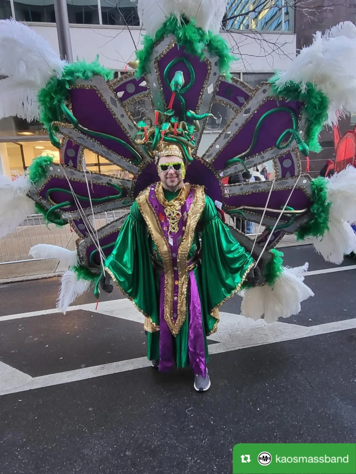 Repost from @kaosmassband
&bull;
Mummers Parade #goldensunrise 2026