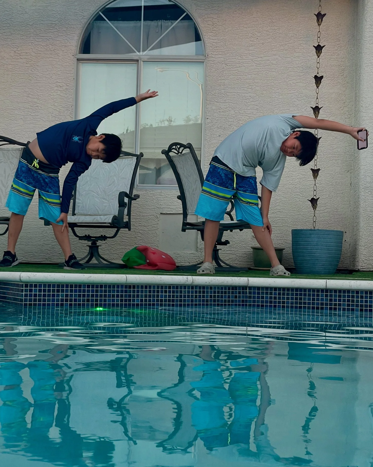 Intermediate and Advanced students will be assigned stretches to do before class. These stretches have a proven track record of improving students ability to learn proper stroke technique FASTER and execute swimming skills more accurately. Stretches 