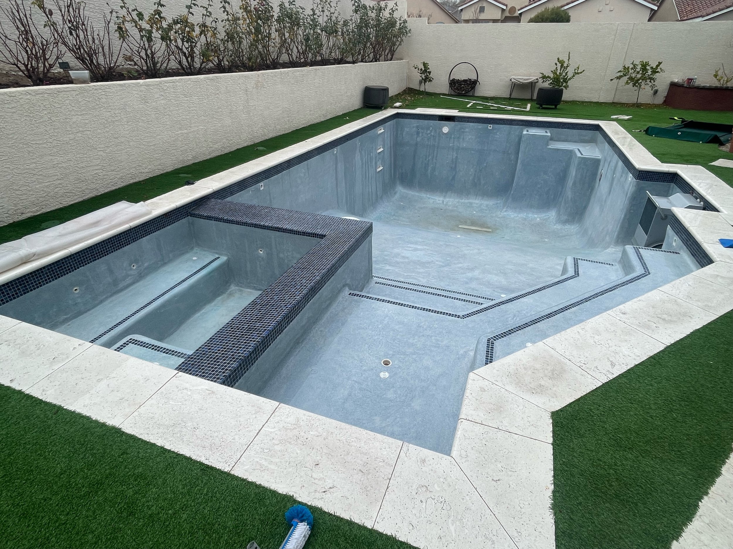 Oh No! Where is the water?!?! Anyone who has been a student of mine knows that I am fastidious when it comes to keeping my pool water as clean as possible. To that end, every other winter I completely drain the pool and fill it with fresh water. This