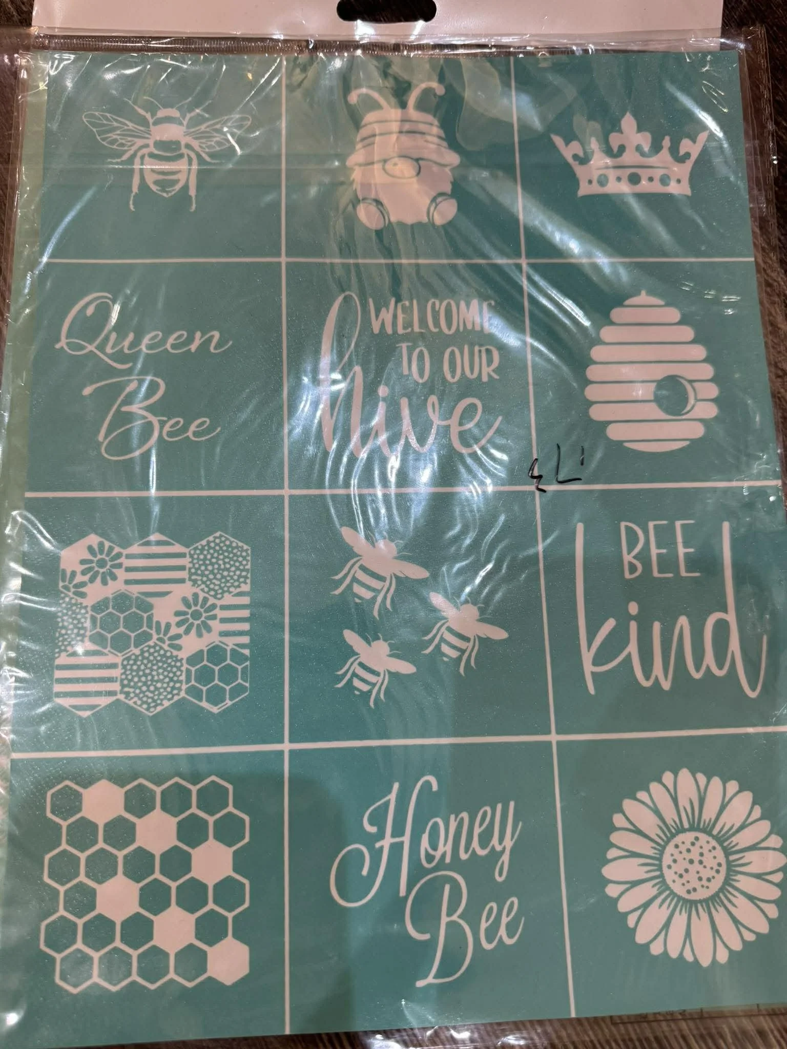 bee mini stencils 12x9