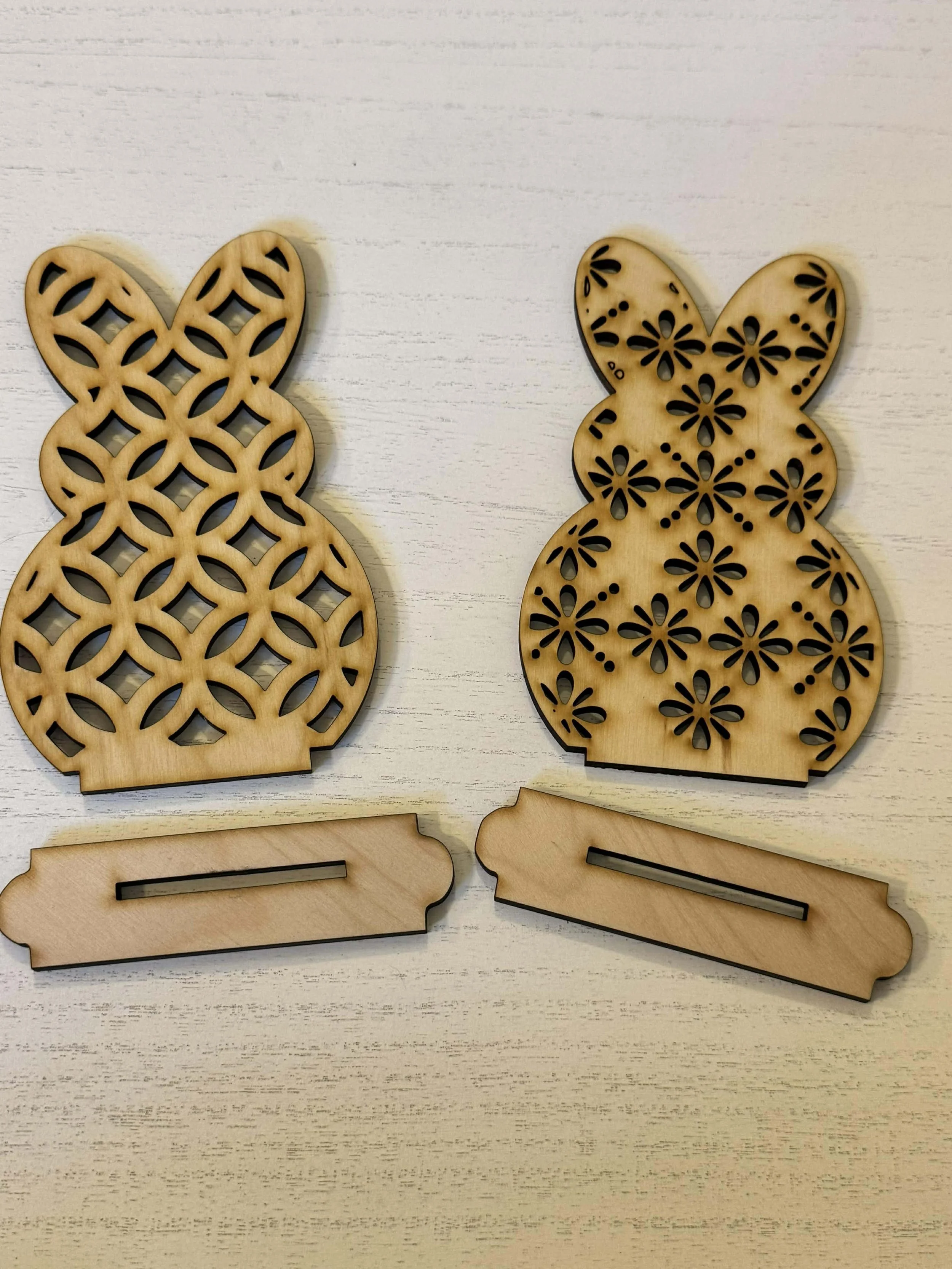 Bunny set with stands 6.5 inch