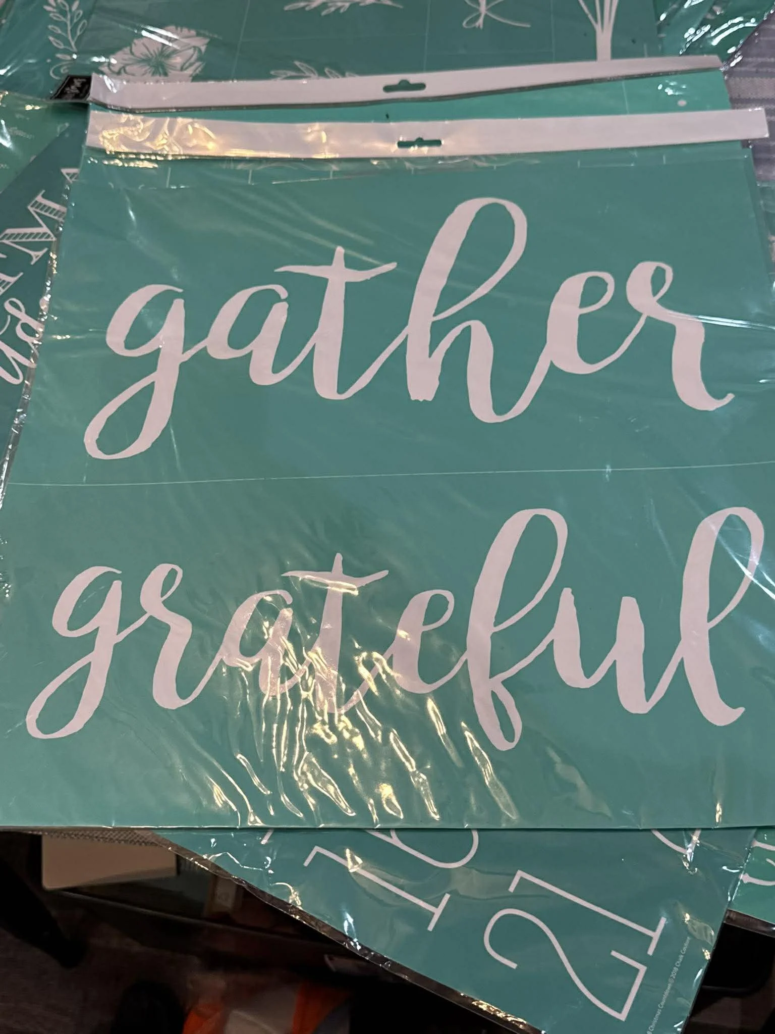Gather Grateful stencil 18x18