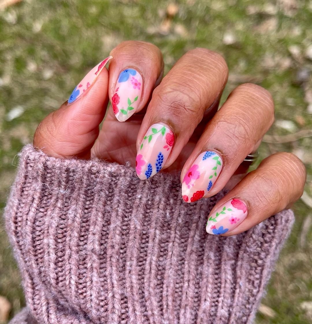 Nail Art │ Pink and Lace Wedding manicure [26 Great Nail Art Ideas] /  Polished Polyglot