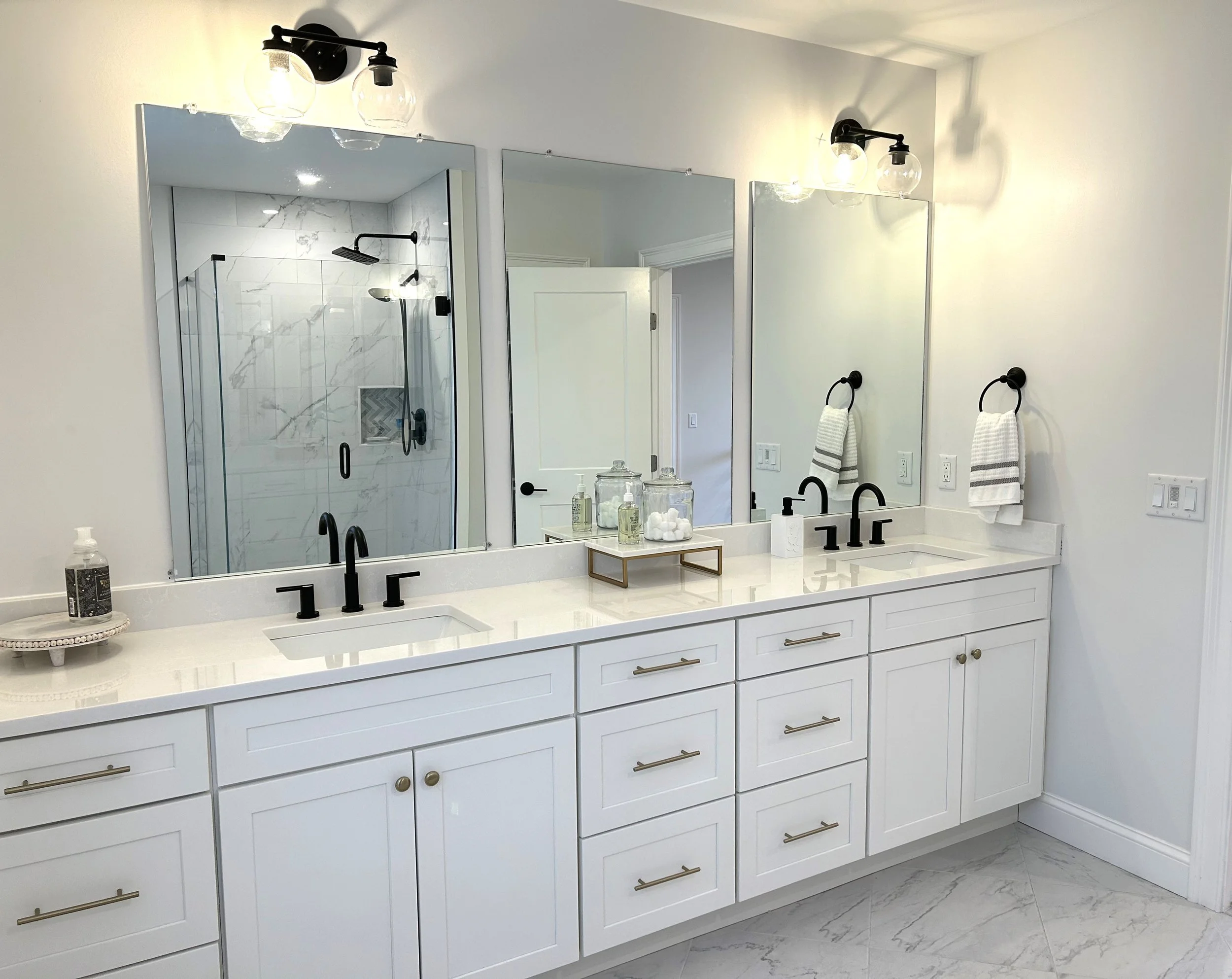 40 Shunpike Bath Pic 1.jpg