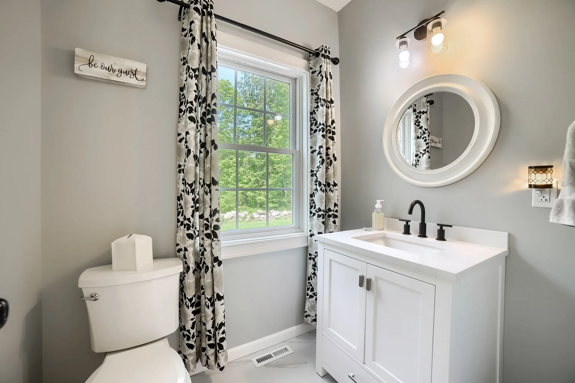 479 Opening Hill Powder Room Pic 1.JPG