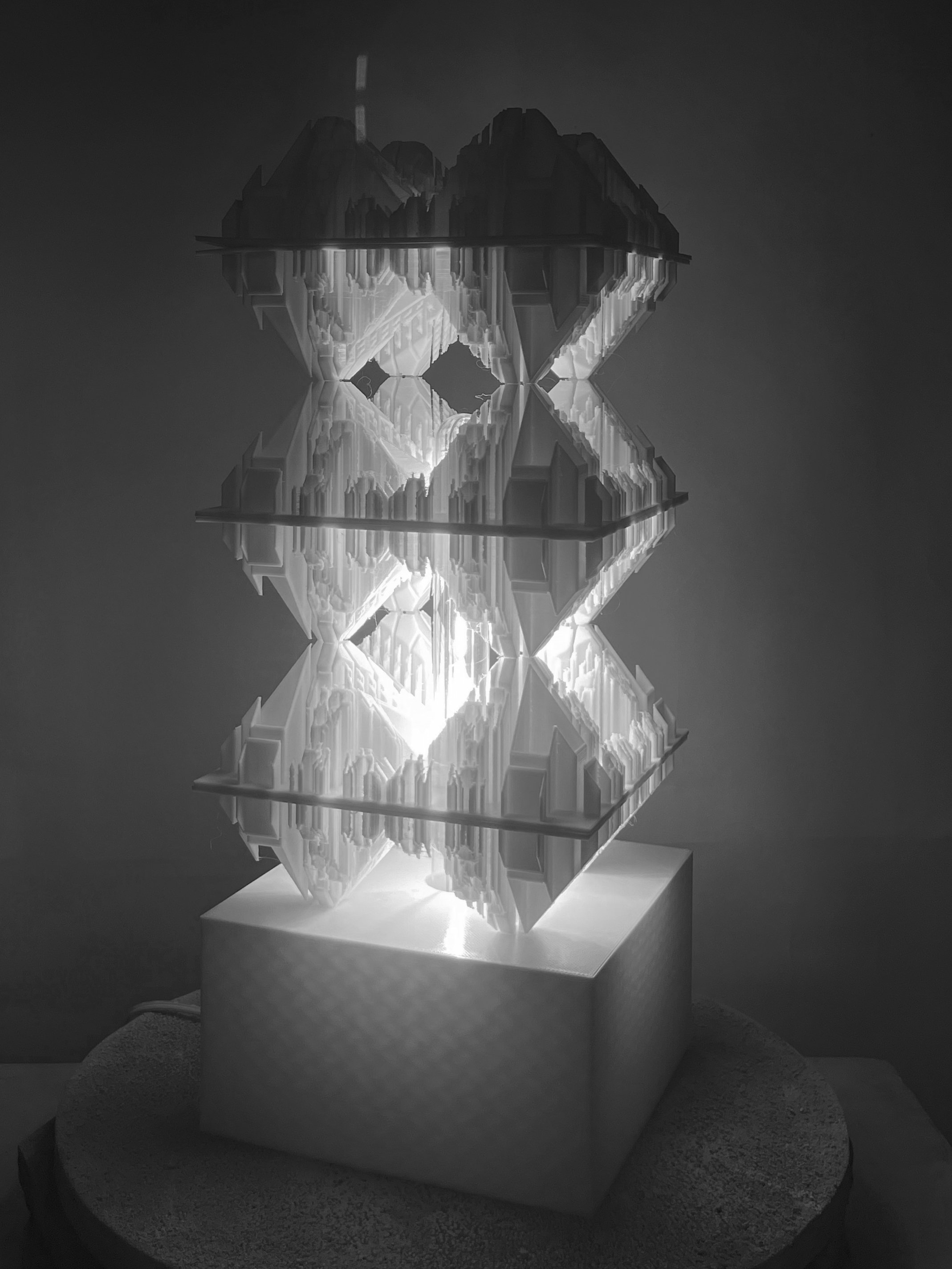 Binah - table lamp