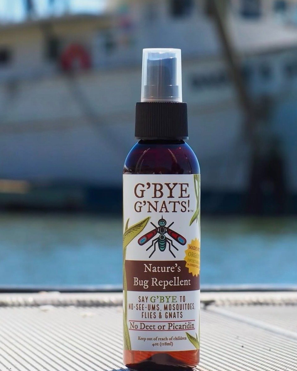 Shop some of our summer favorites!

@gbye.gnats 
@thejunkbug 
@hhicoffeeco 
@oddbirdsbakes 

Stop by every Saturday from 9:30-12:30 

*See our weekly vendor list and our email newsletter to see who will be at the HHI Community Market each week.

#sea