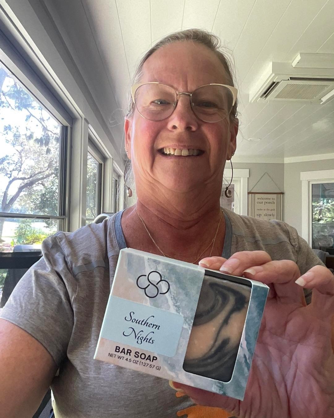 Meet one of our market founders - Colleen! @cottonwoodsoap 

Say hello to the heart (and hands) behind Cottonwood Soap Company. A soap-slinging, retired attorney-turned-entrepreneur with a story that&rsquo;s equal parts practical, hilarious, and insp