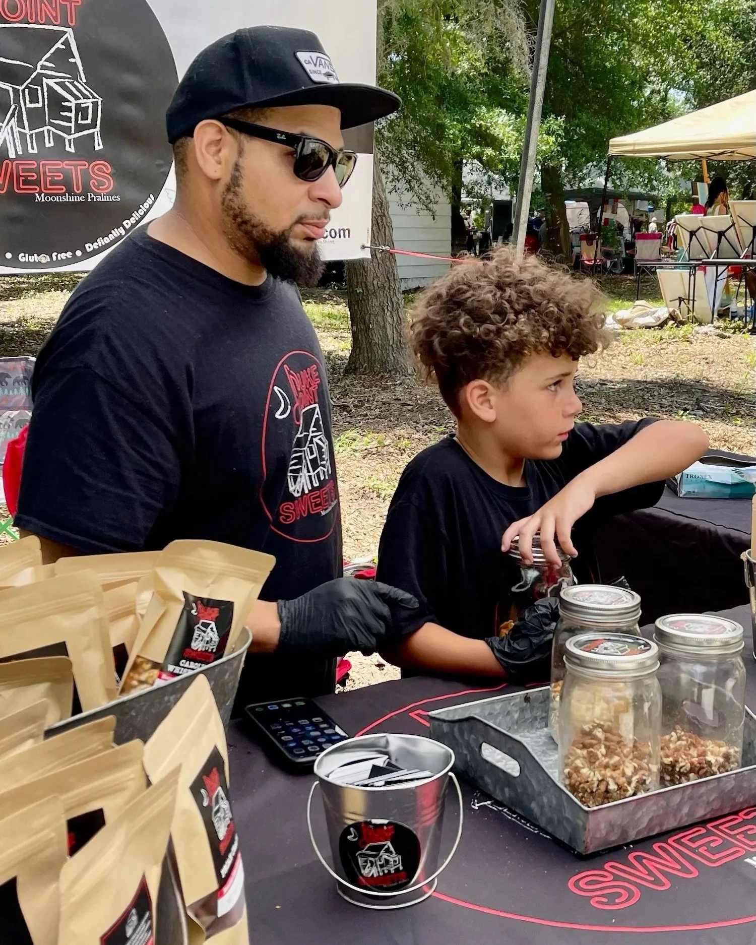 Vendor Spotlight: Juke Joint Sweets

Well y&rsquo;all&hellip; if you know, you know. And if you don&rsquo;t yet, you&rsquo;re about to.

Juke Joint Sweets keeps things simple, bold, and downright delicious! Brown sugar, pecans, and a splash of moonsh