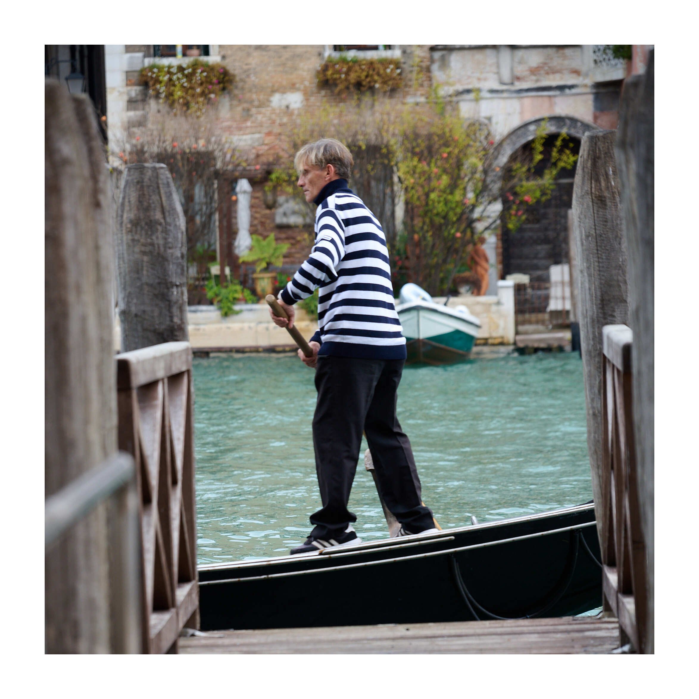 23-10-29 - Venice The Gondolier 1.jpg