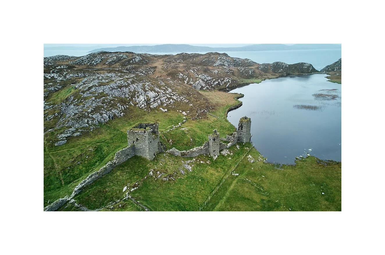 23-10-01 - The Three Castles 6.jpg