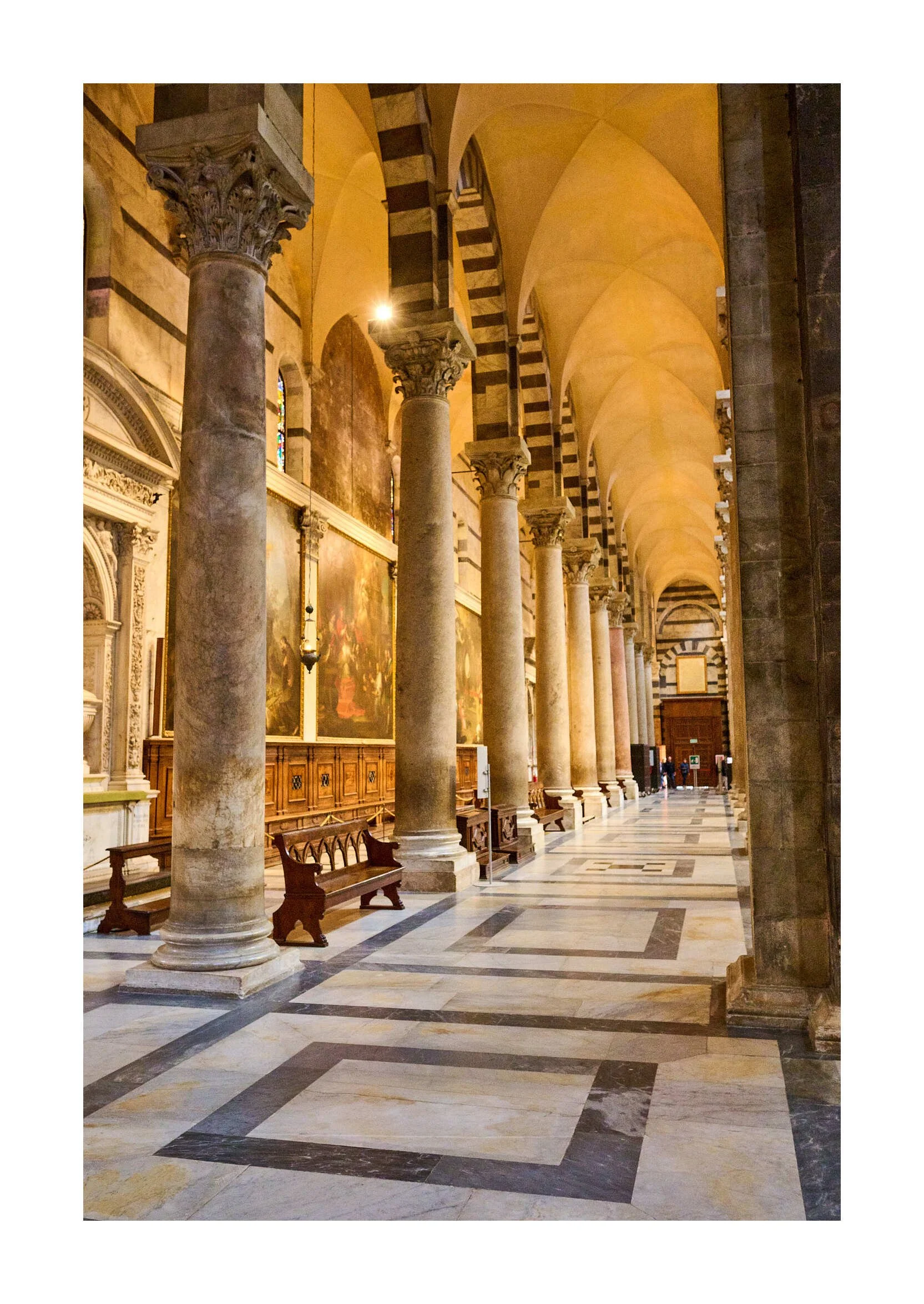 23-11-11 - Tuscany Pisa Catherdral 6.jpg