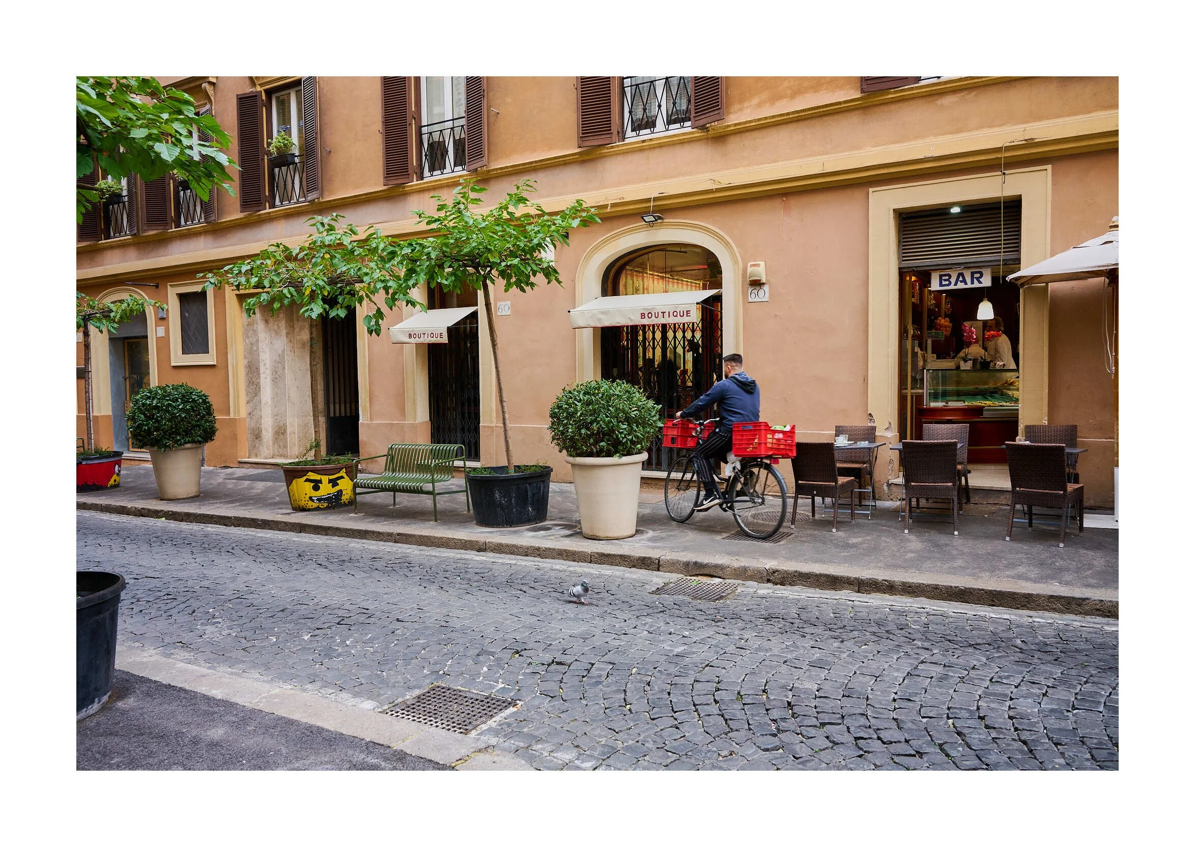 23-11-20 - Rome Via della Frezza 2.jpg