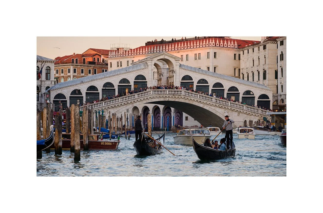 23-10-28 - Venice Rialto Grand Canal 8.jpg