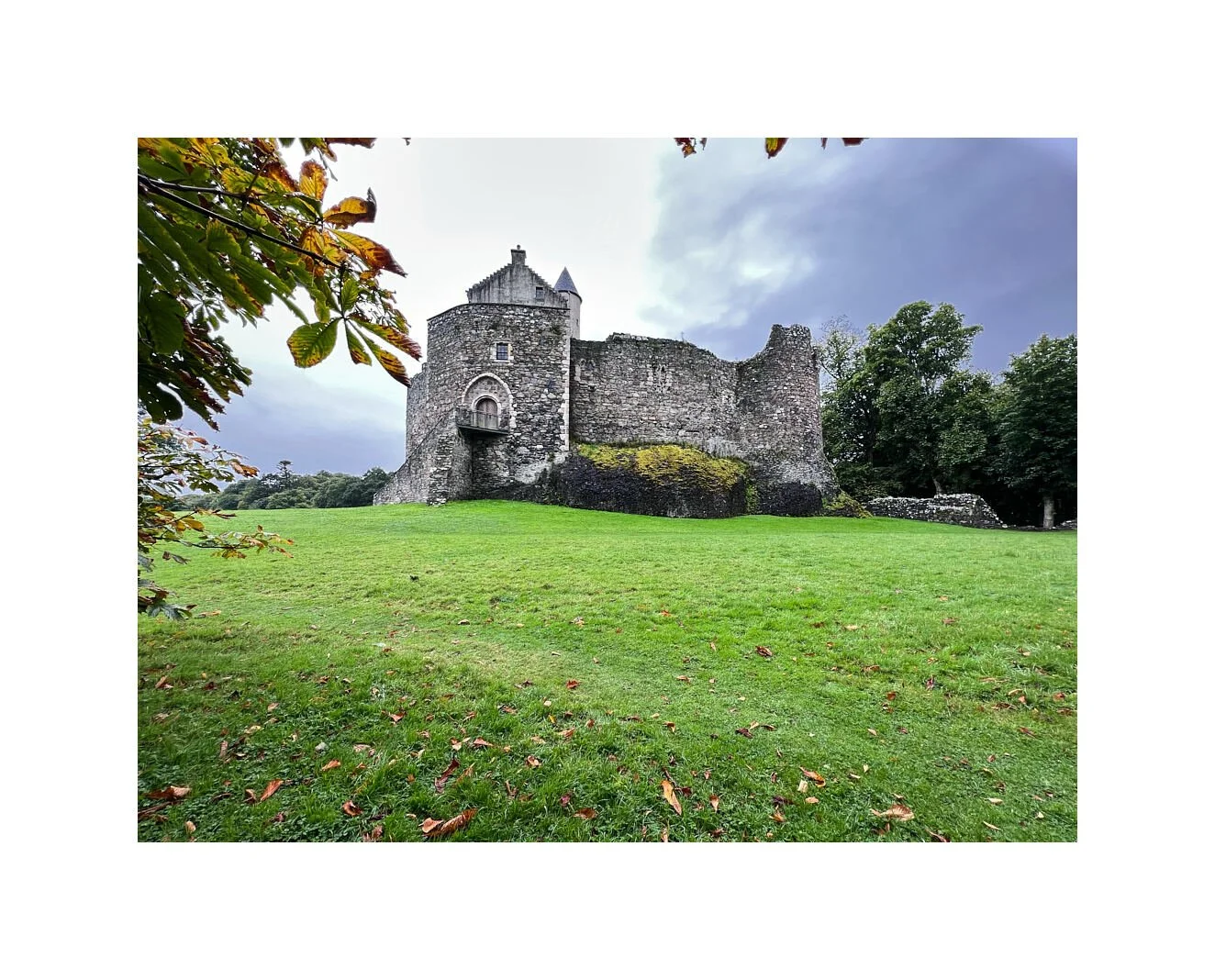 23-09-17 - Dunstaffnage Castle 129.jpg