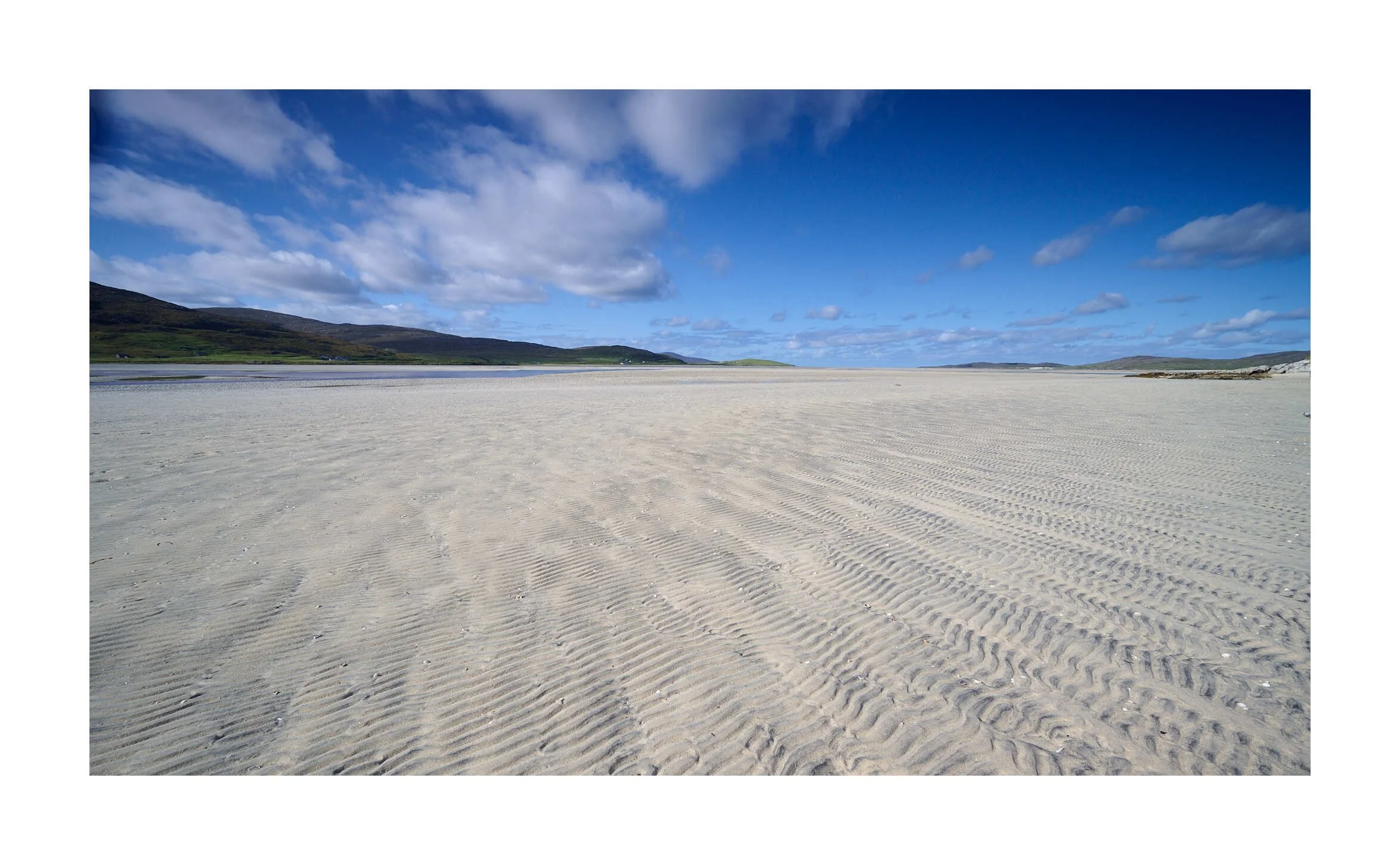 23-09-12 - Luskentyre Beach 02.jpg