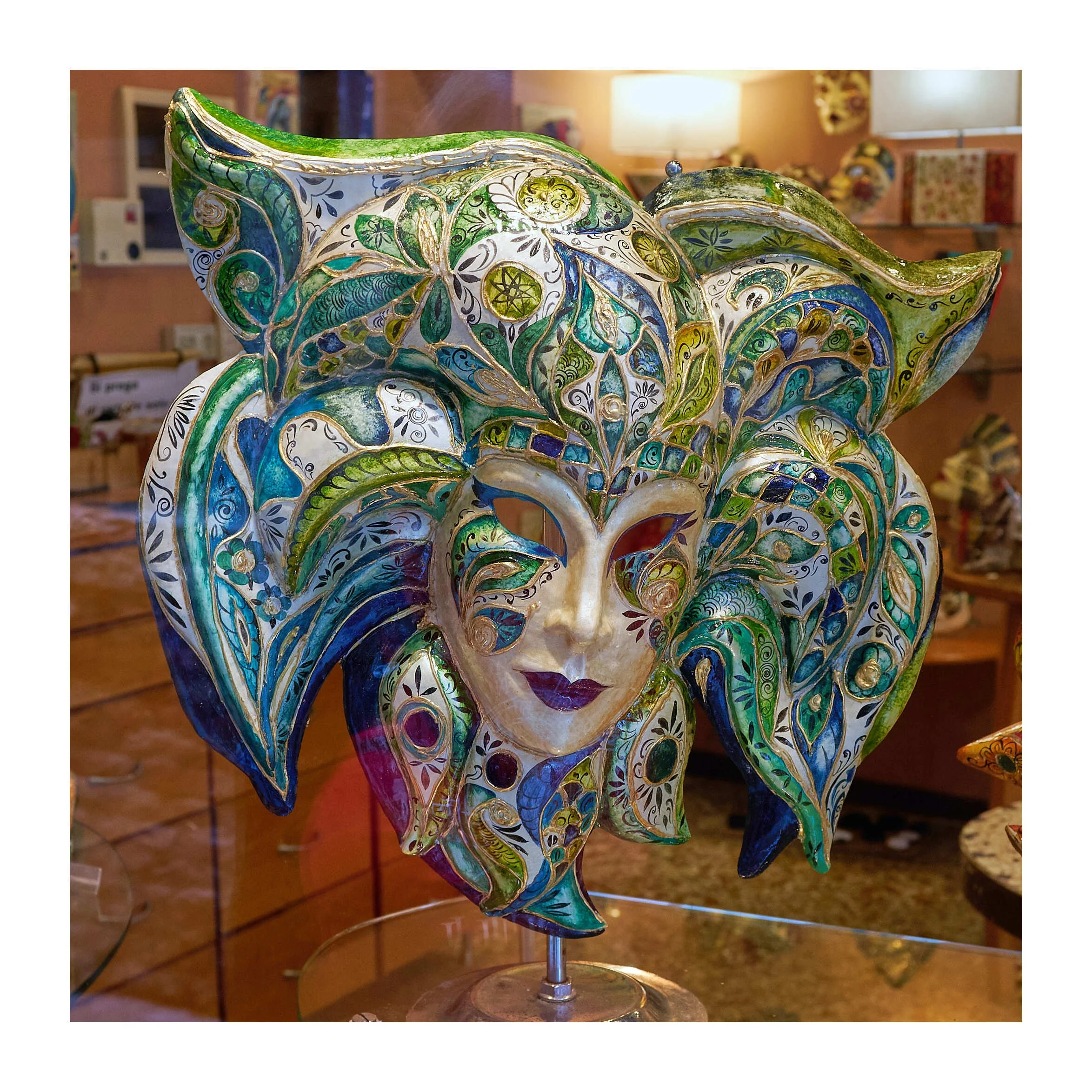 23-10-25 - Venice The Masks 1.jpg