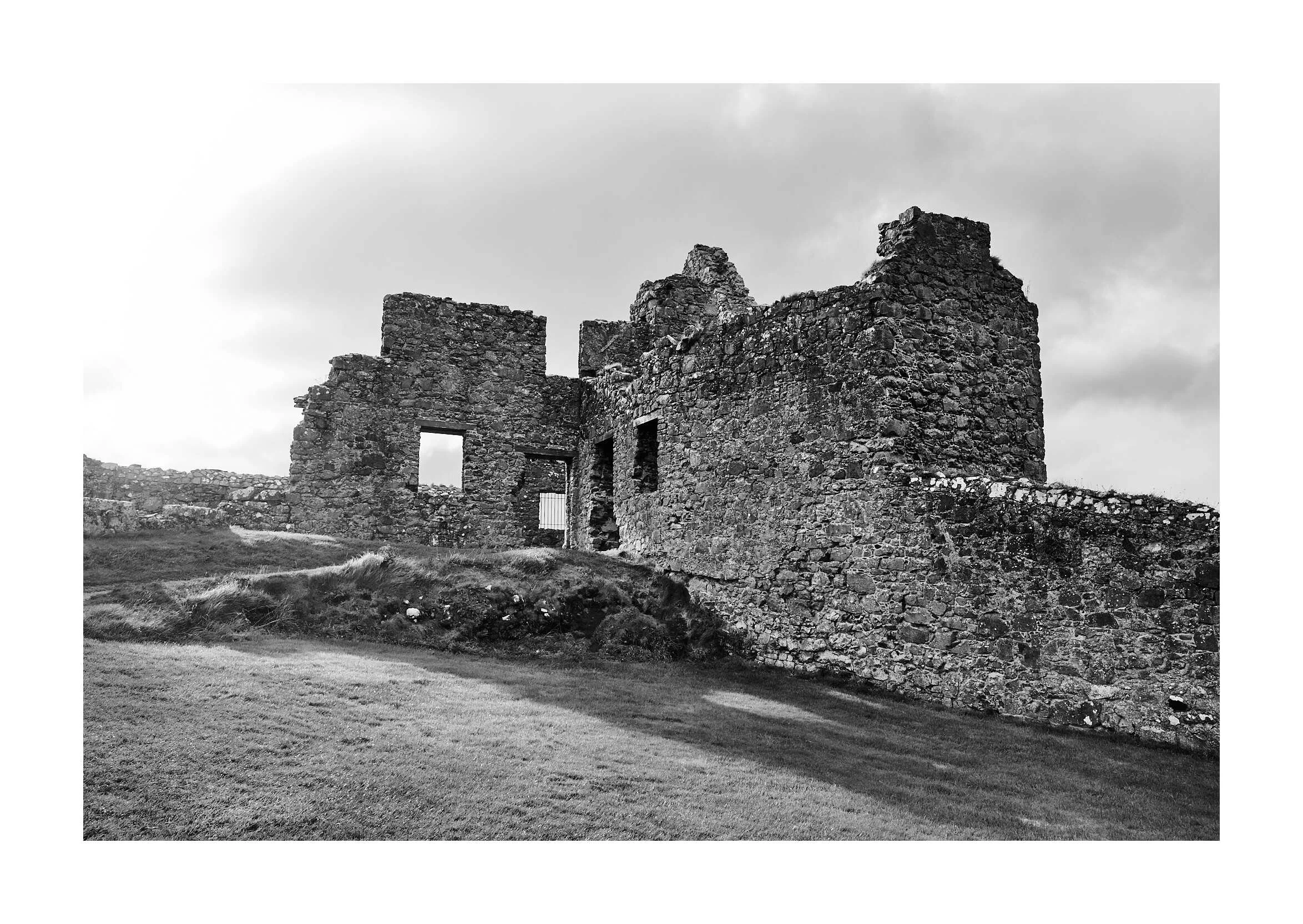 23-09-22 - Nth Ireland Dunluce Castle 20.jpg