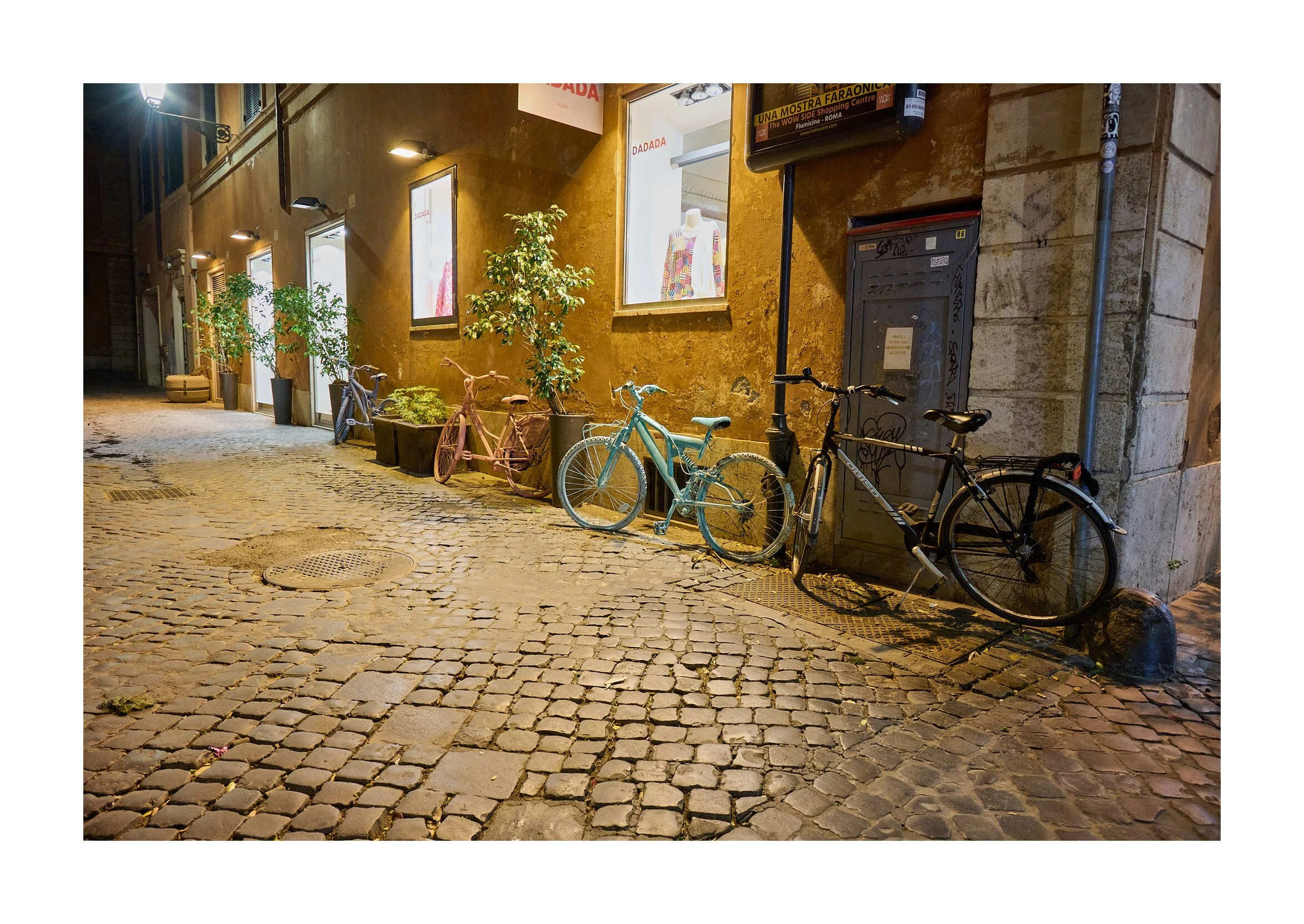 23-11-26 - Rome City Streets 1.jpg