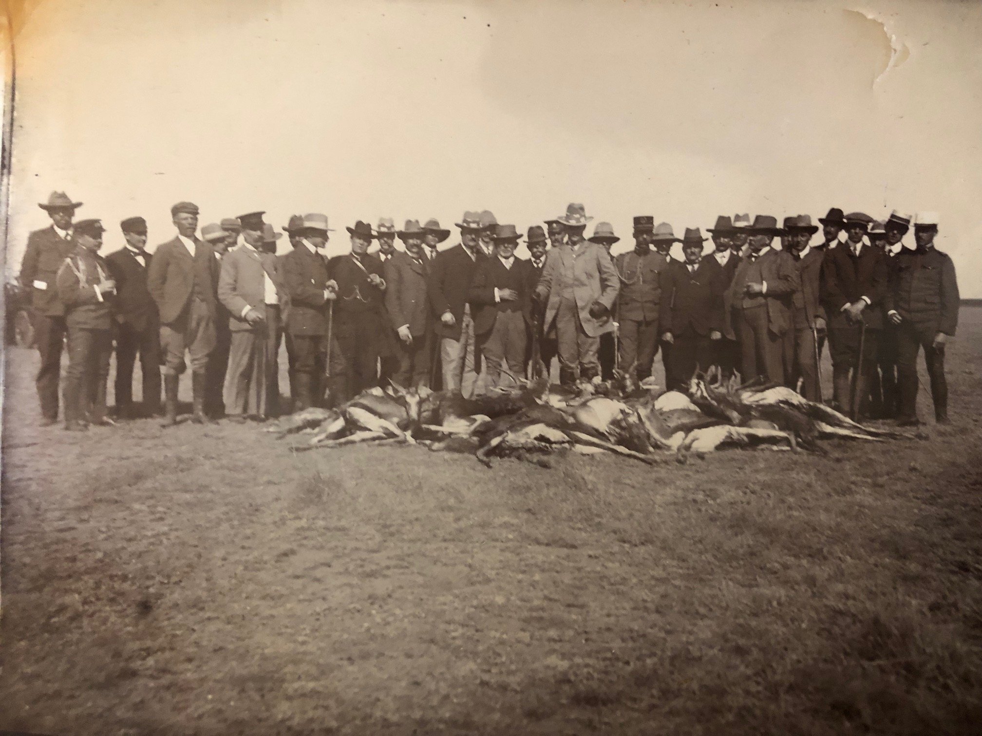 Hunting Party of Dom Luís Filipe, Prince Royal of Portugal. Southern Africa. 1907 3.jpg