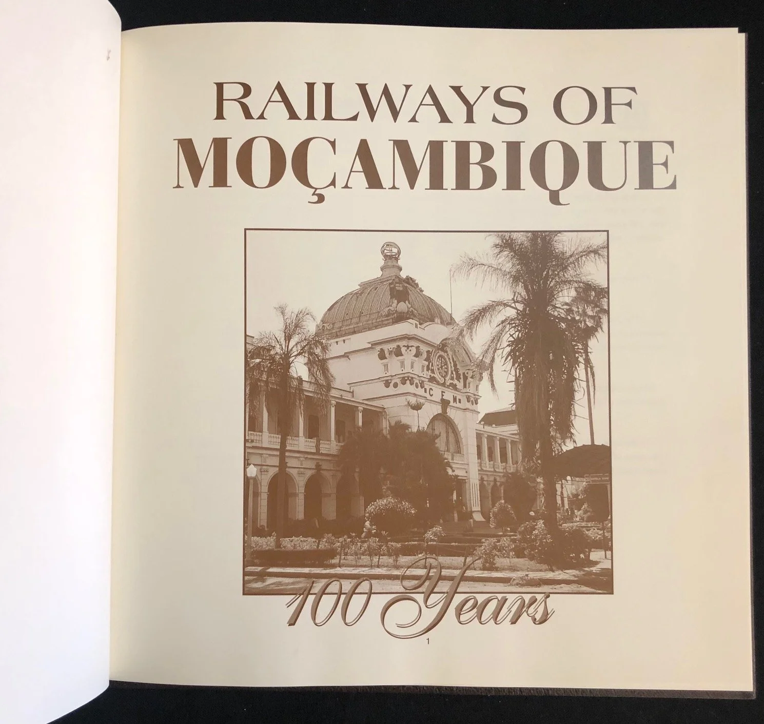 The Railways of Moçambique: 100 Years, 1995 R600