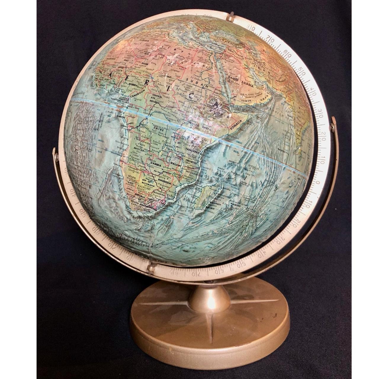 Replogle World Oceans Series Globe c.1970 R2,250