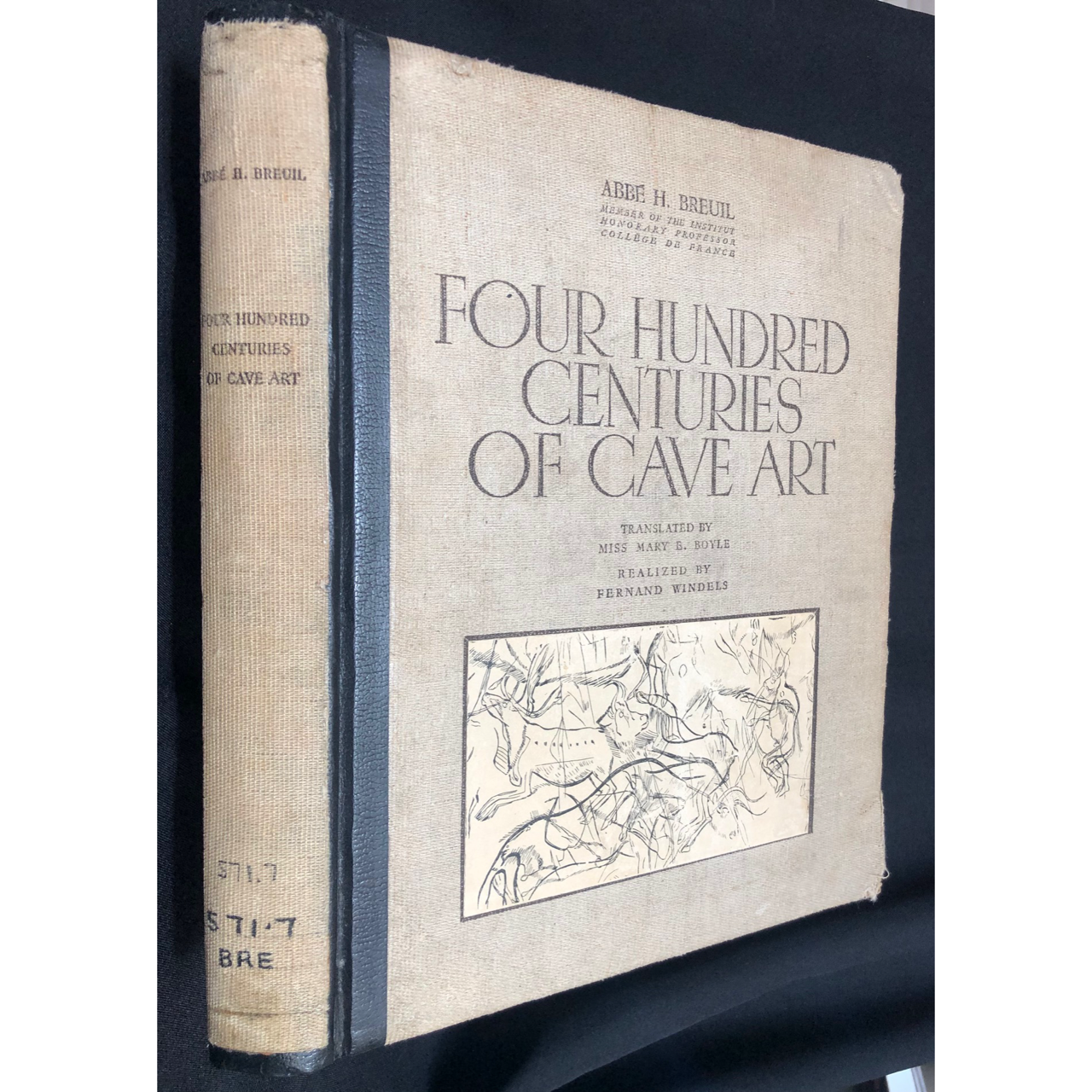 Four Hundred Centuries of Cave Art R1,000