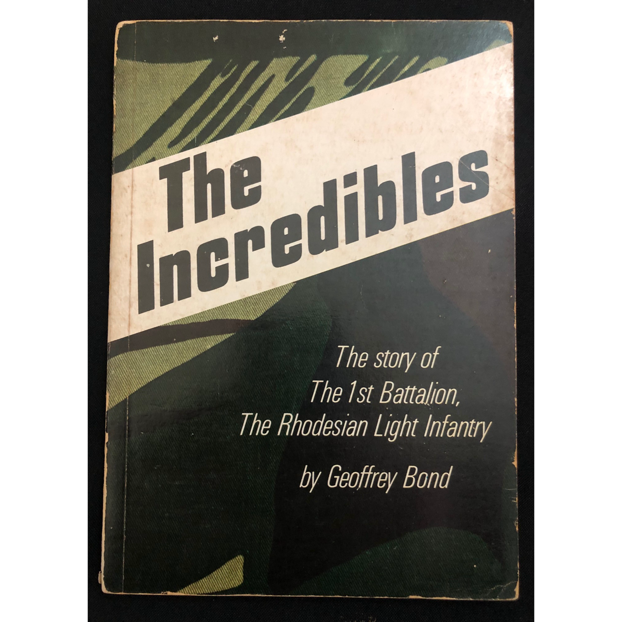 The Incredibles by Geoffrey Bond (1977) R800