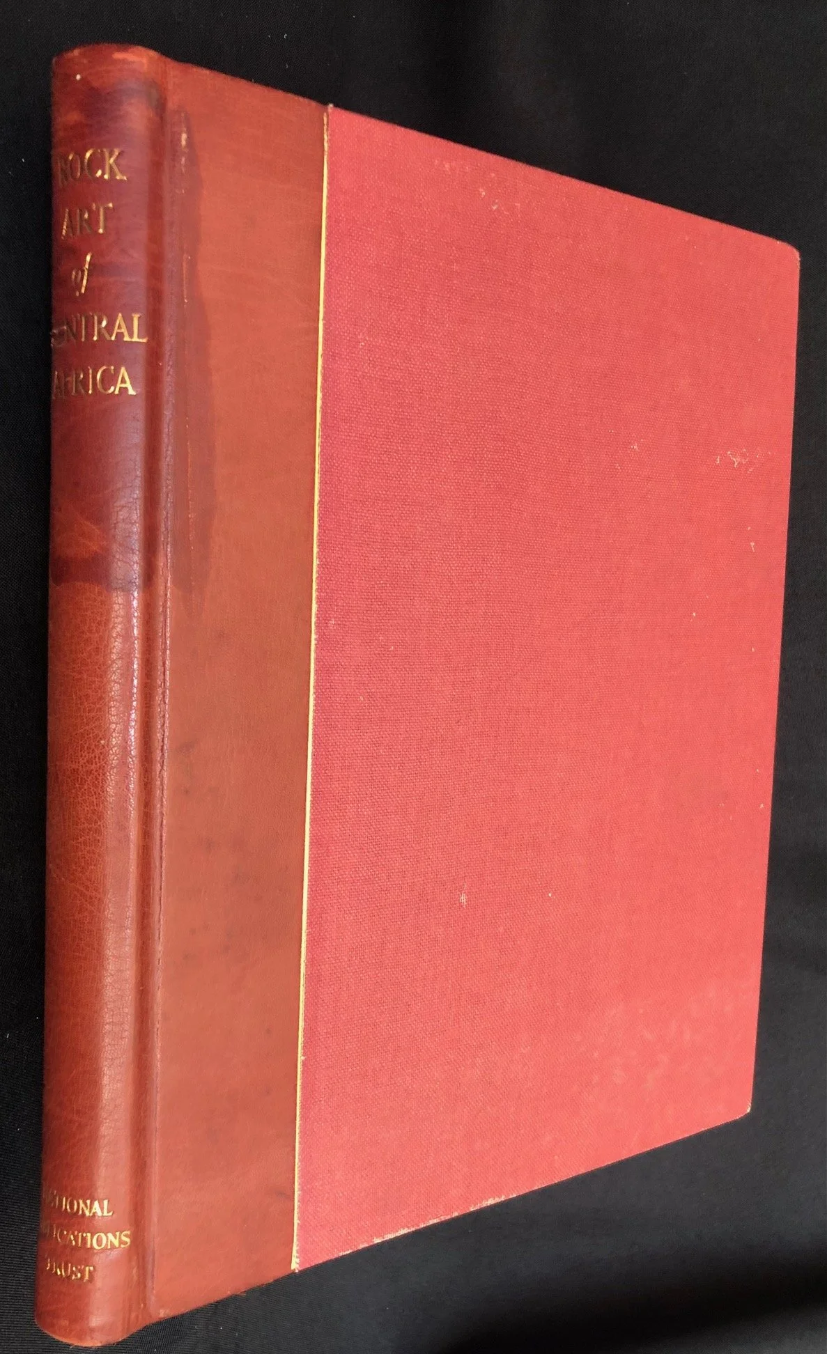 Prehistoric Rock Art de luxe edition 1.jpg