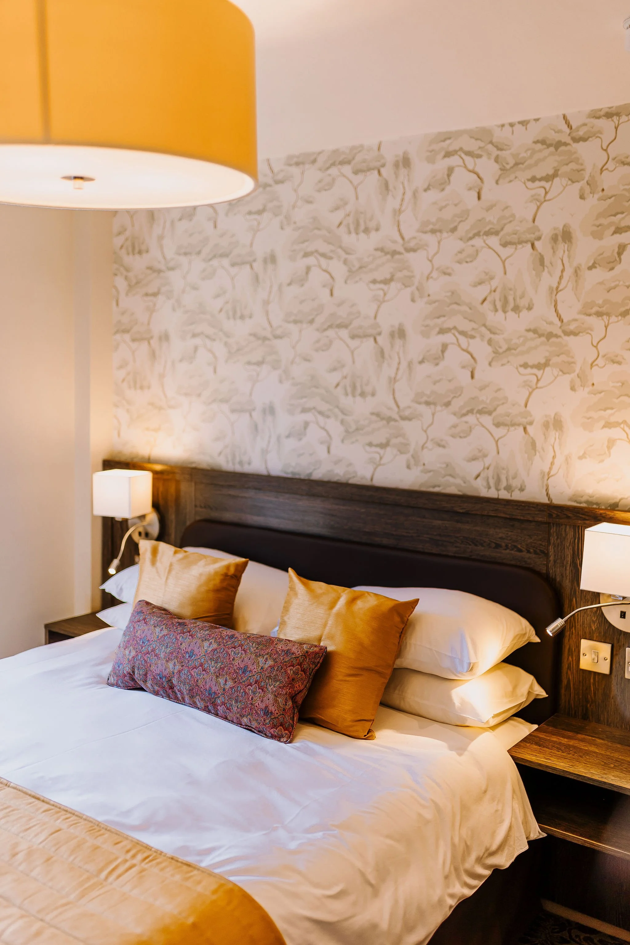 Bull-Hotel-branding-by-Constance-Doyle-Photographer_14.jpg
