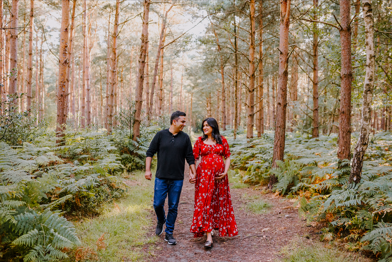 milton-keynes-photographer-maternity-family 3.png