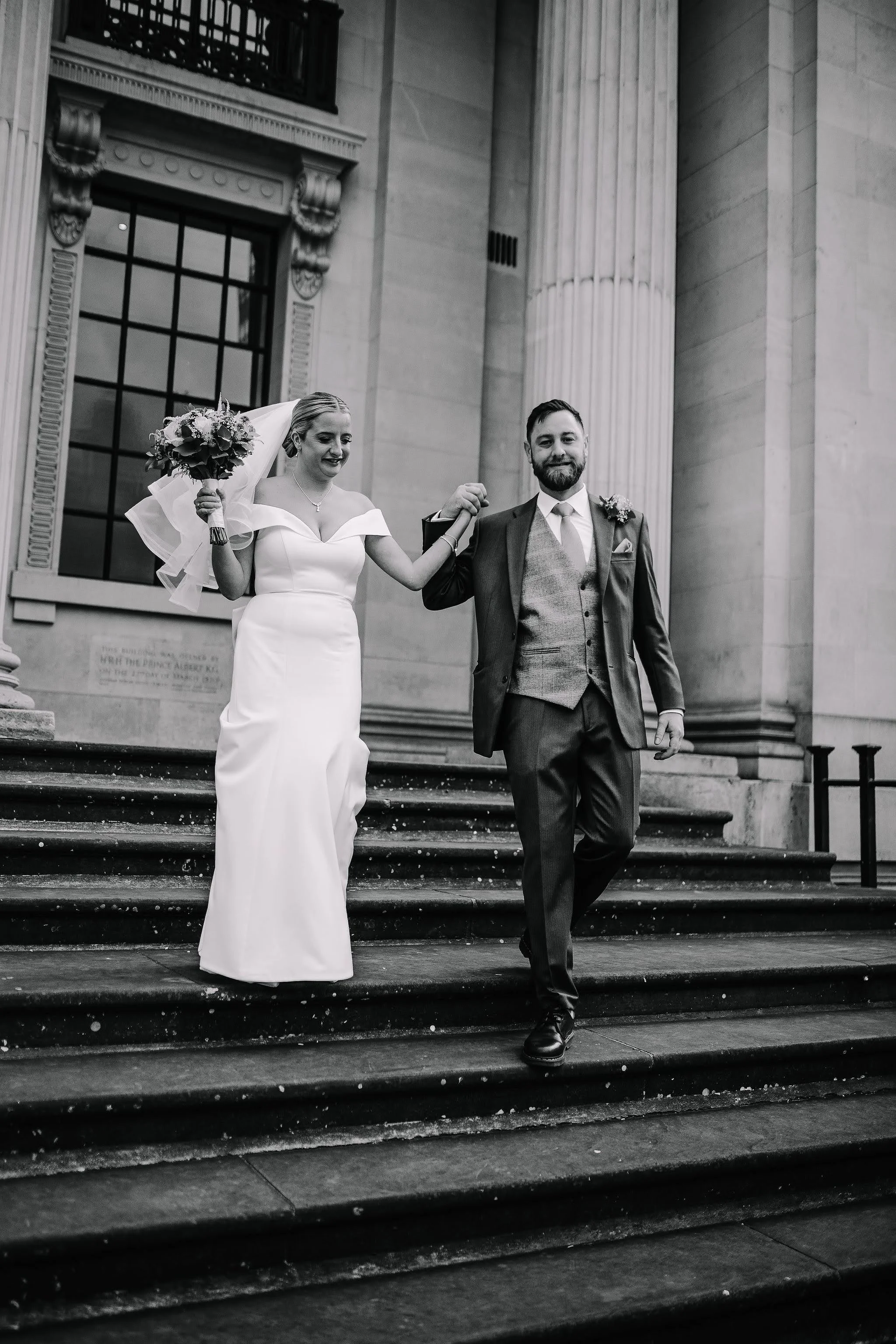 Ashleigh-Mitch-London-wedding-by-Constance-Doyle-Photography642.jpg